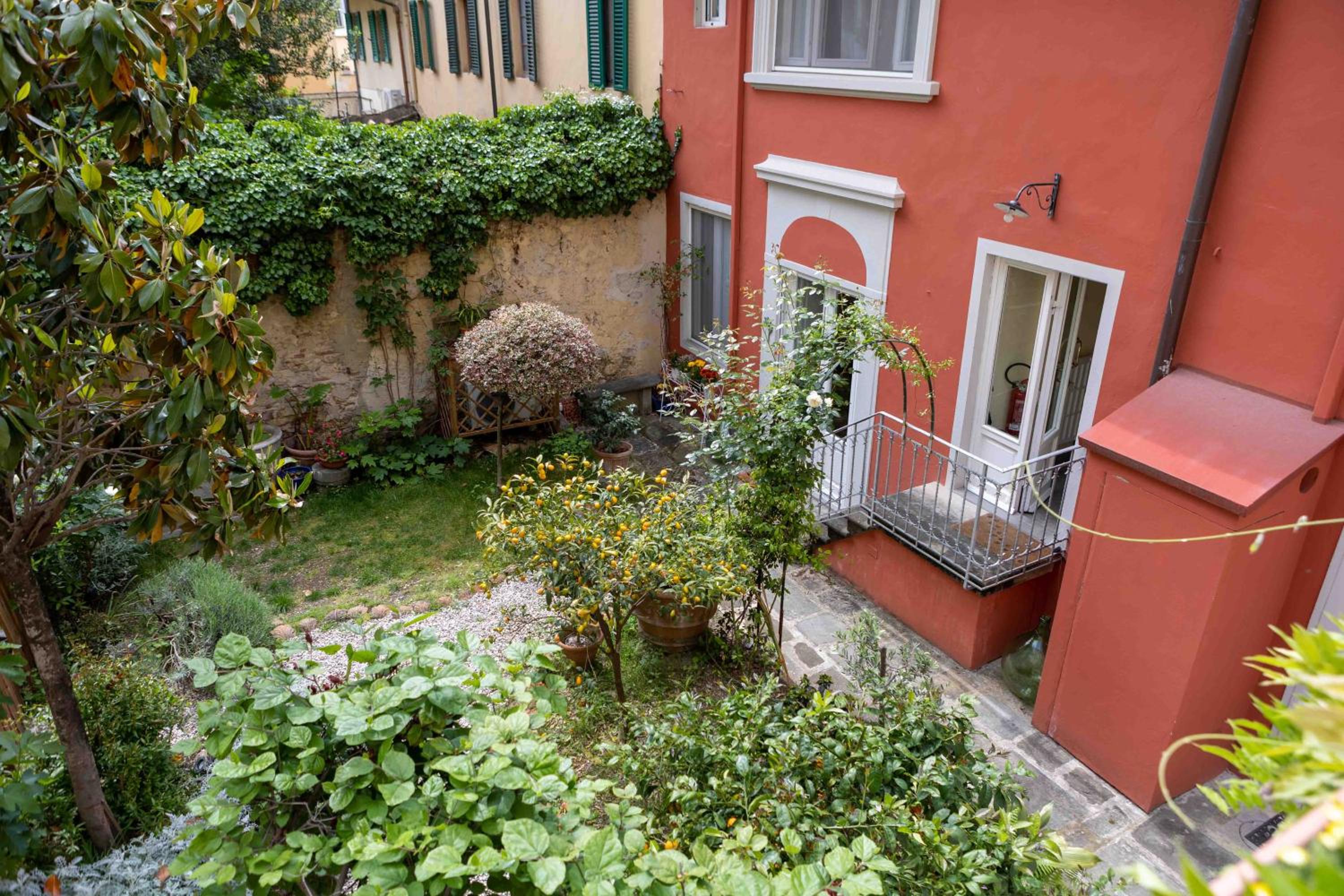 Secret Garden Firenze B&B photo 5