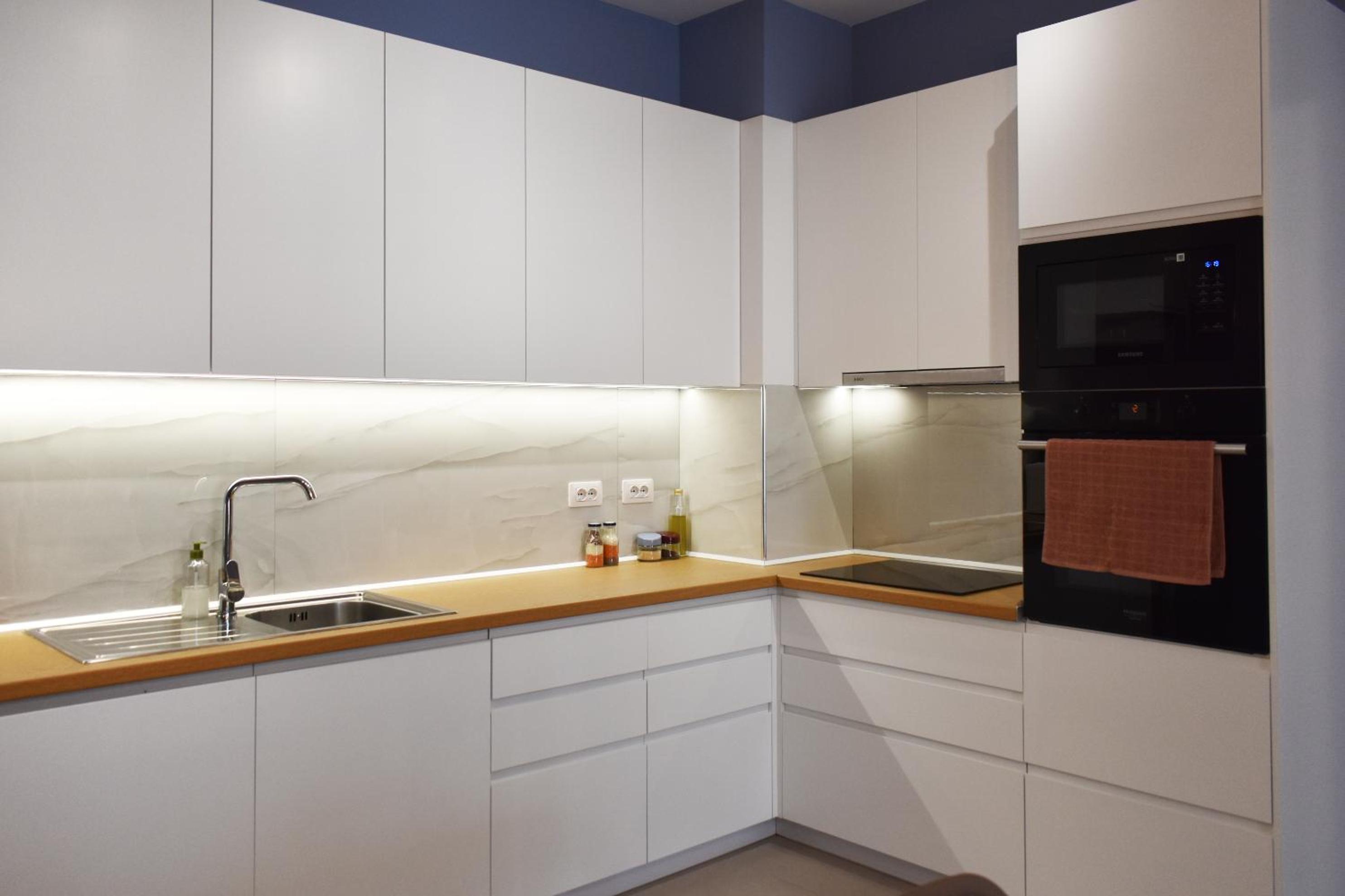 Vibrant Apartment