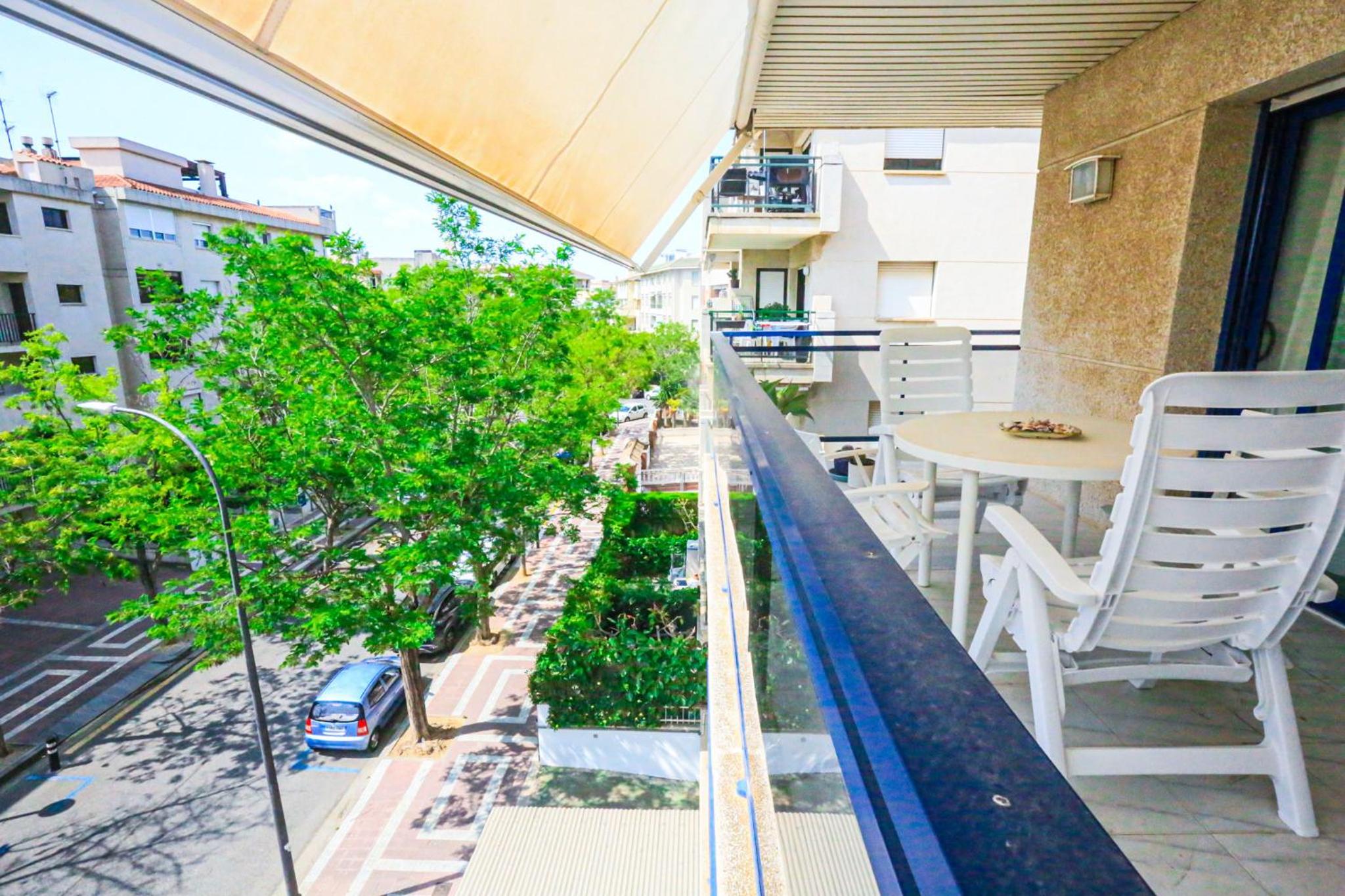LITORAL COSTA DORADA - ROGER Only families