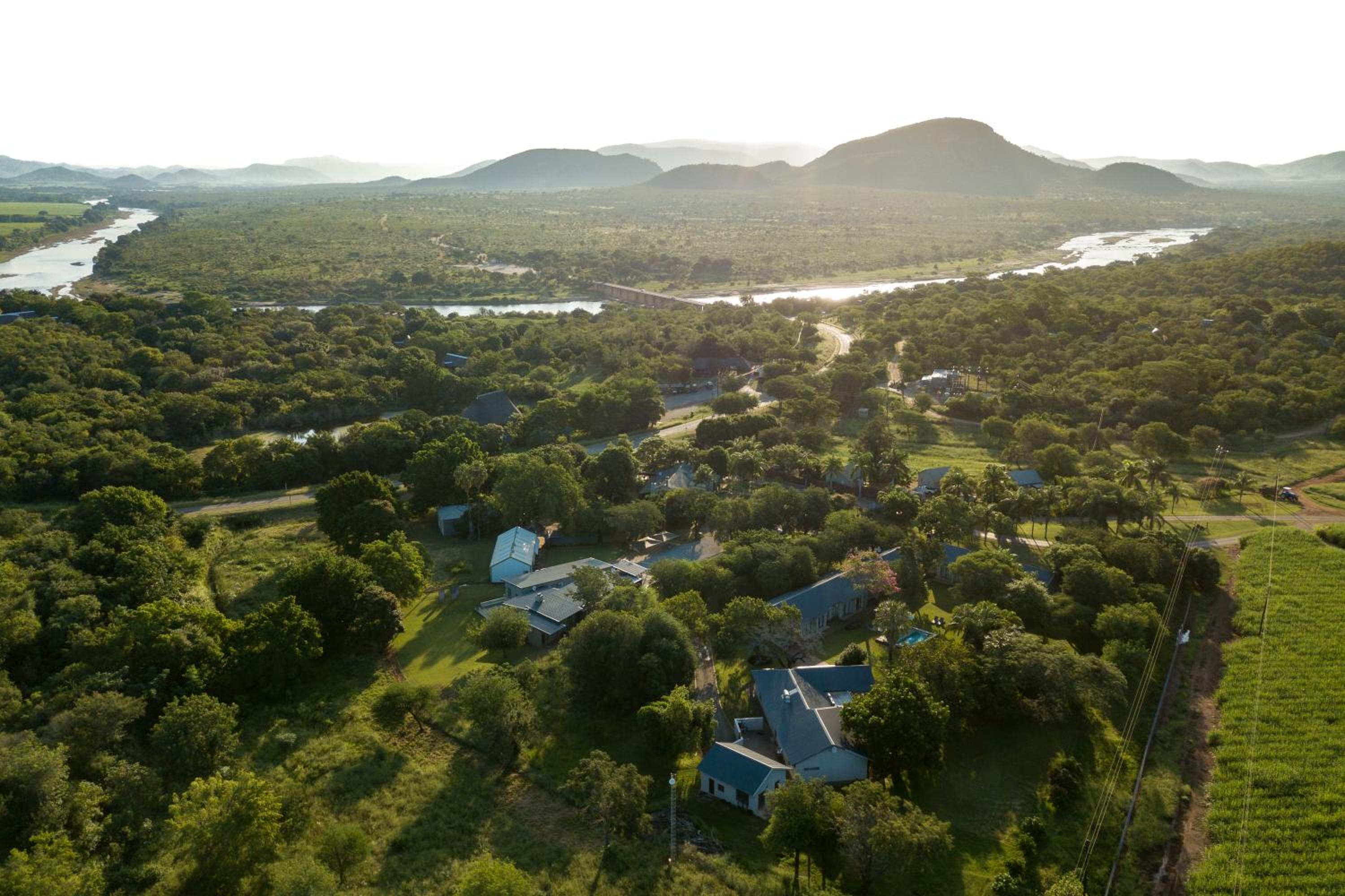 Hamiltons Lodge & Restaurant