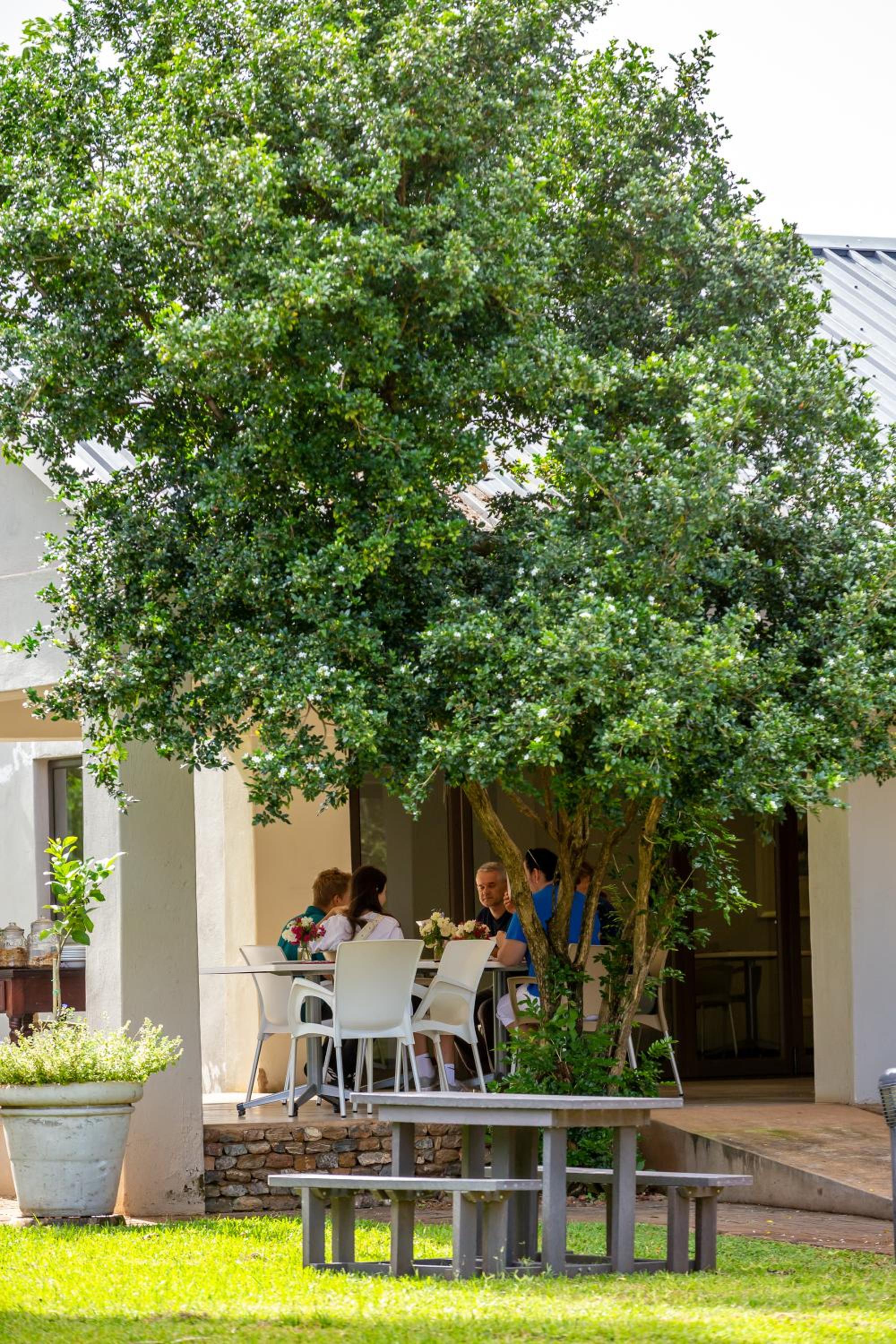 Hamiltons Lodge & Restaurant