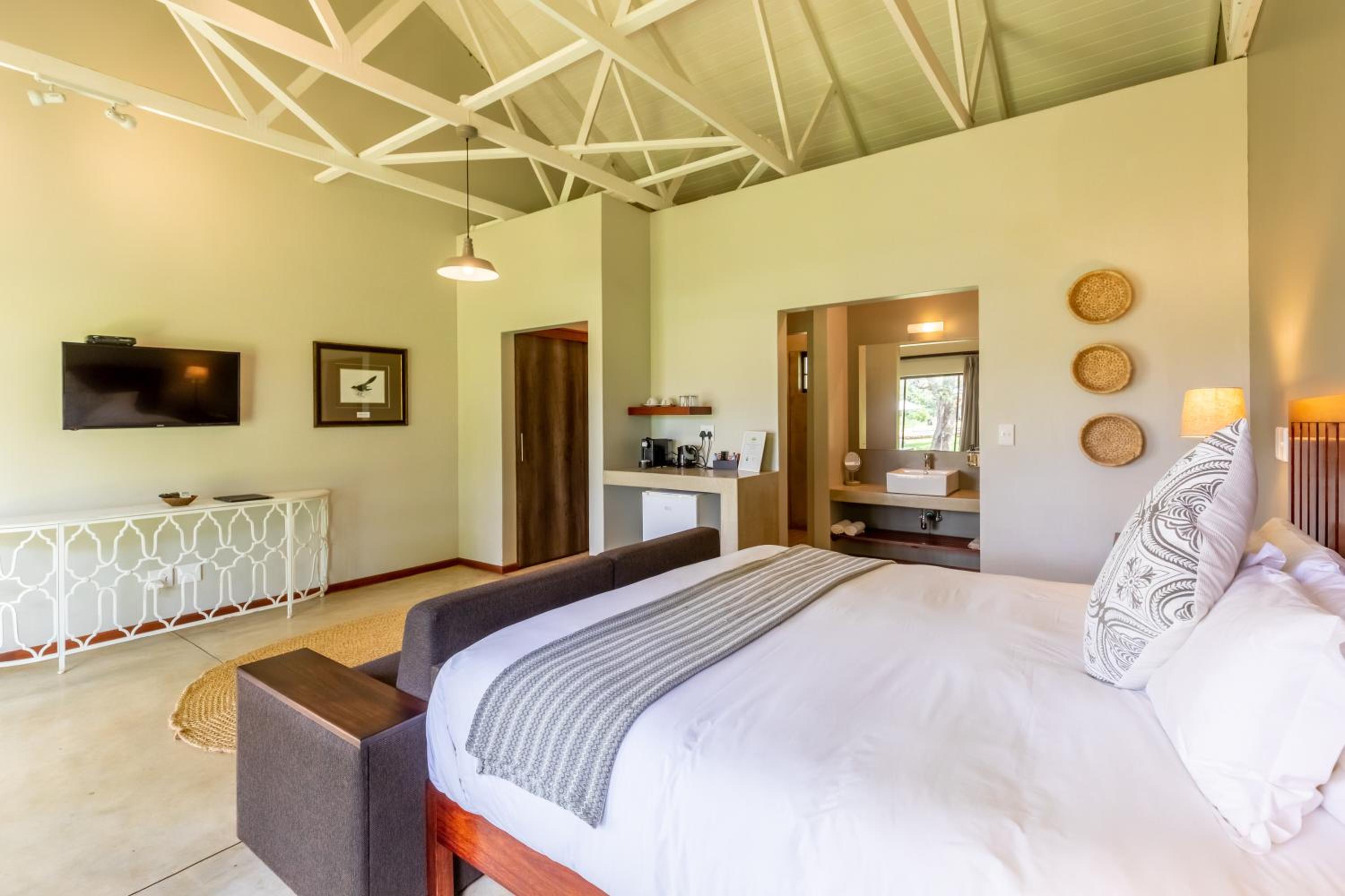Hamiltons Lodge & Restaurant
