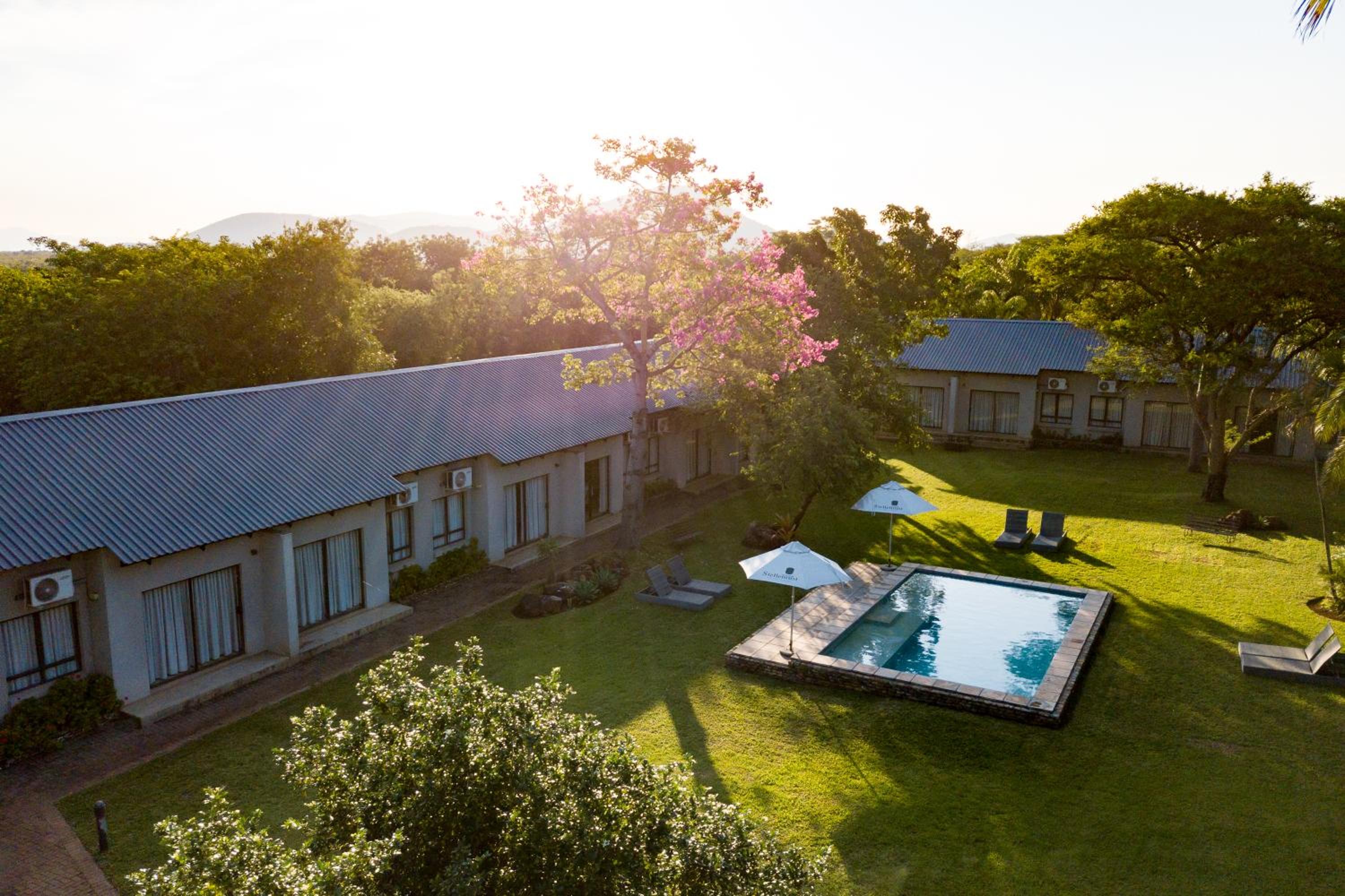 Hamiltons Lodge & Restaurant