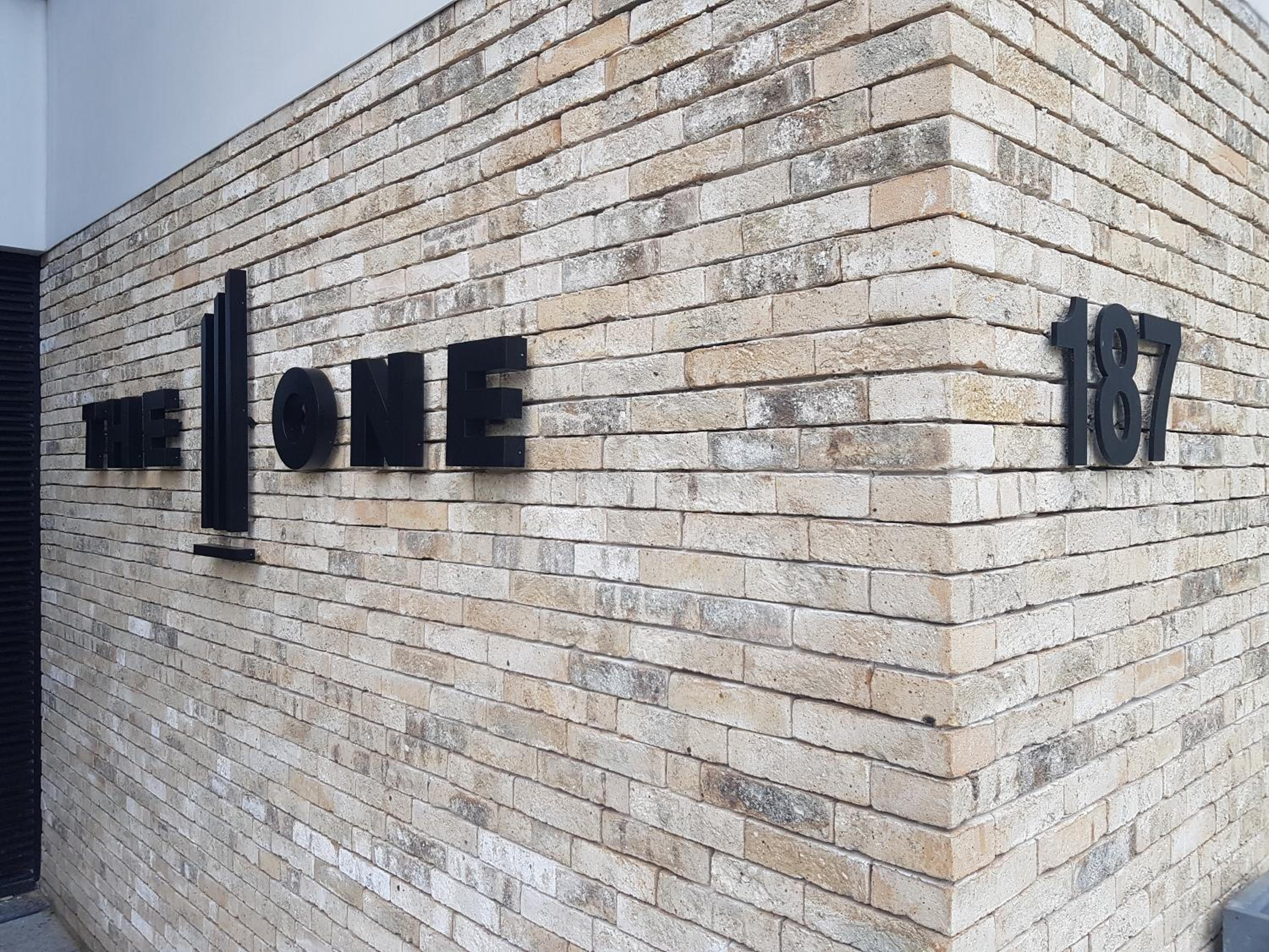 The One - New luxury beachfront apartment