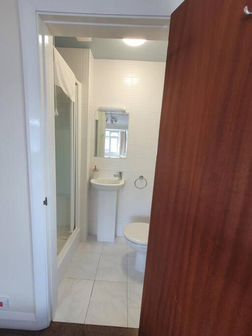 Oxford Vacations - Cornerways Guest House - Property Image 31