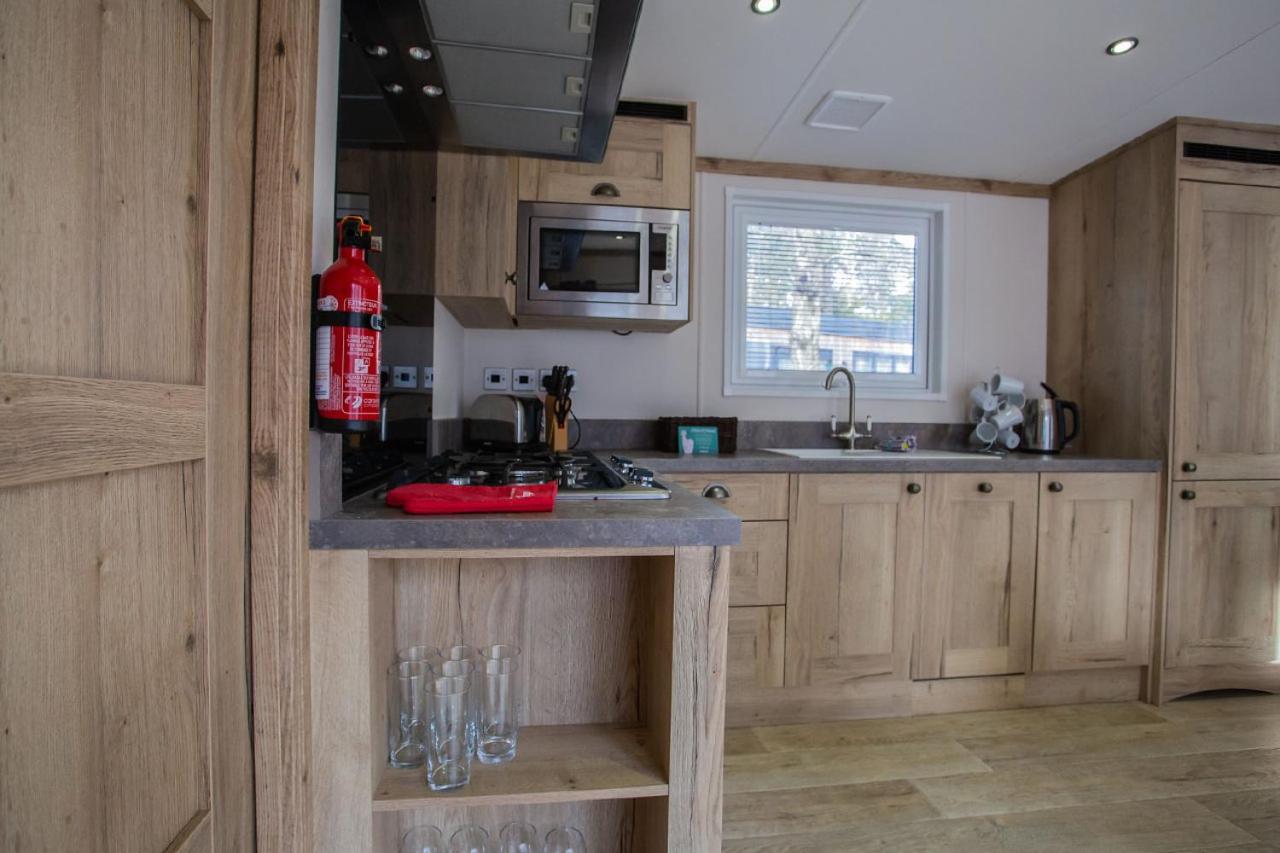 Mersea Island by Away Resorts, 사진 32