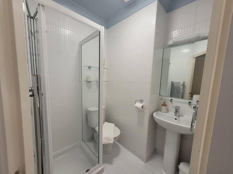 Oxford Vacations - Cornerways Guest House - Property Image 34