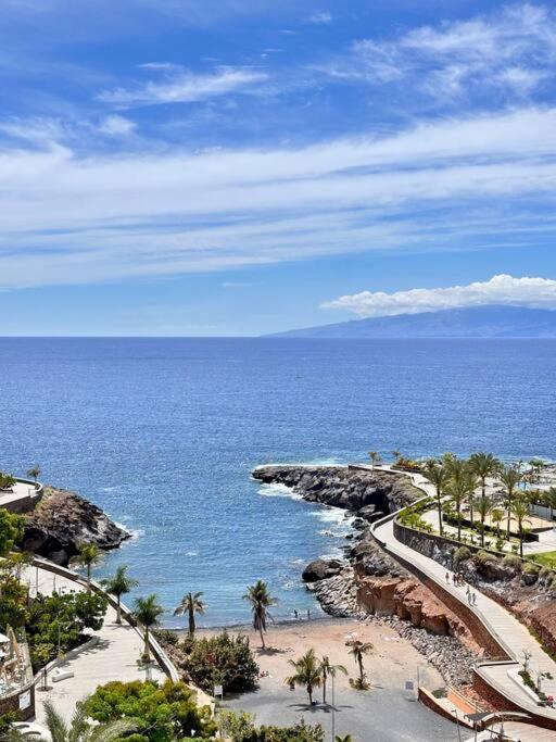 Mirador Paraiso: Superb Sea View