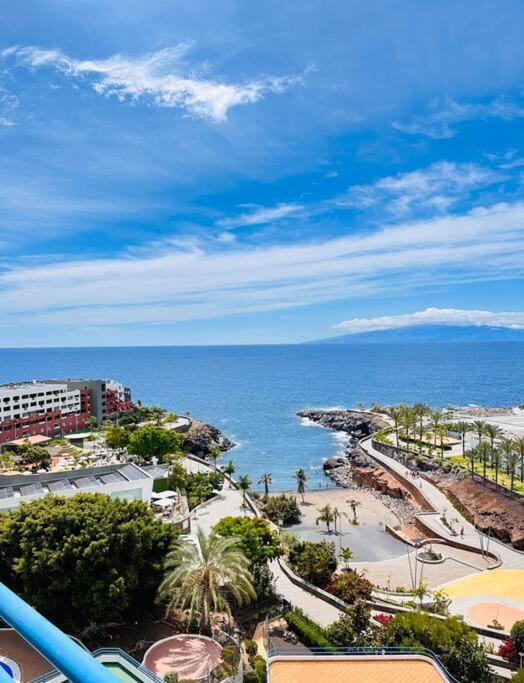 Mirador Paraiso: Superb Sea View