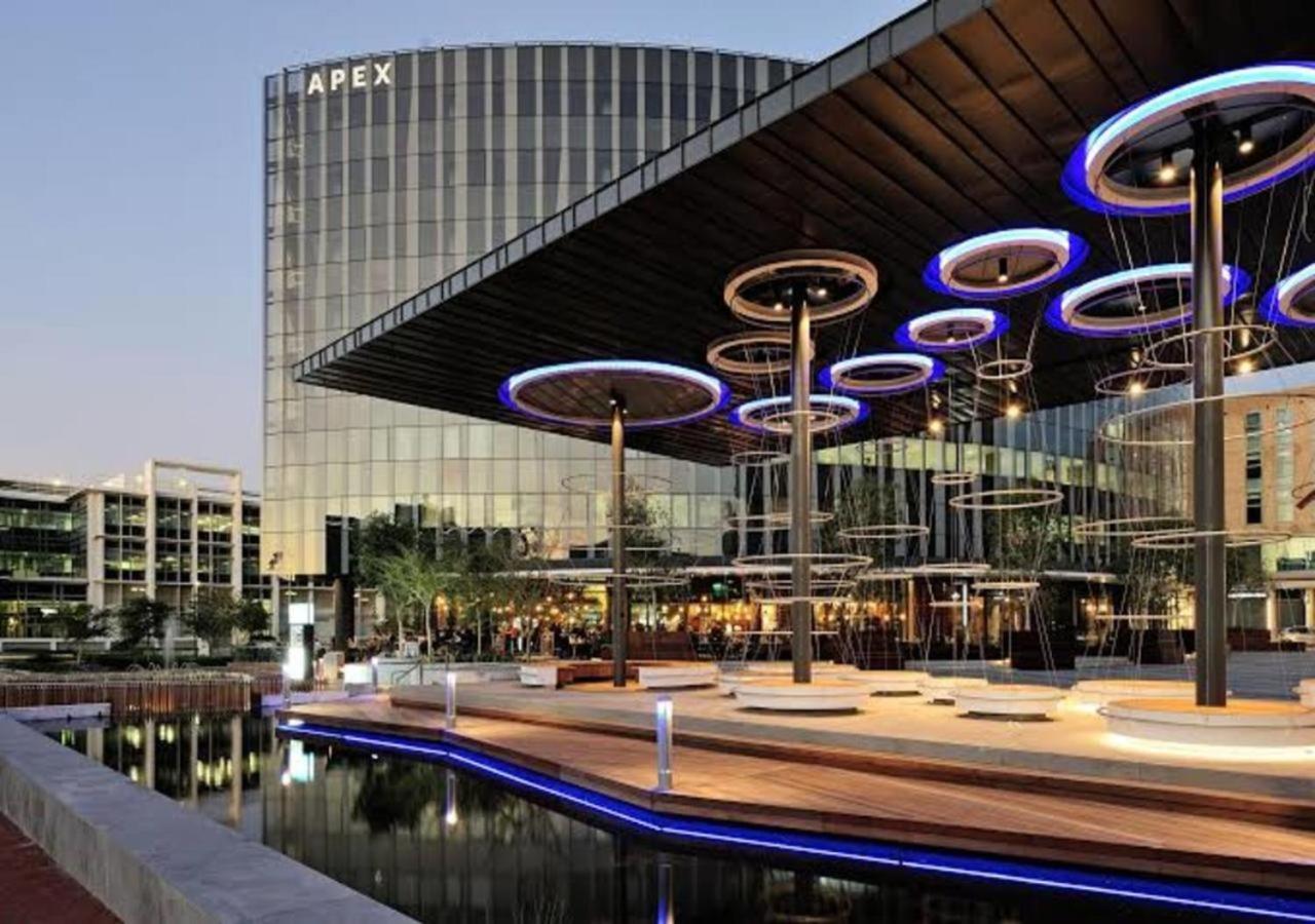 Matrix by Smart City Stays view 3