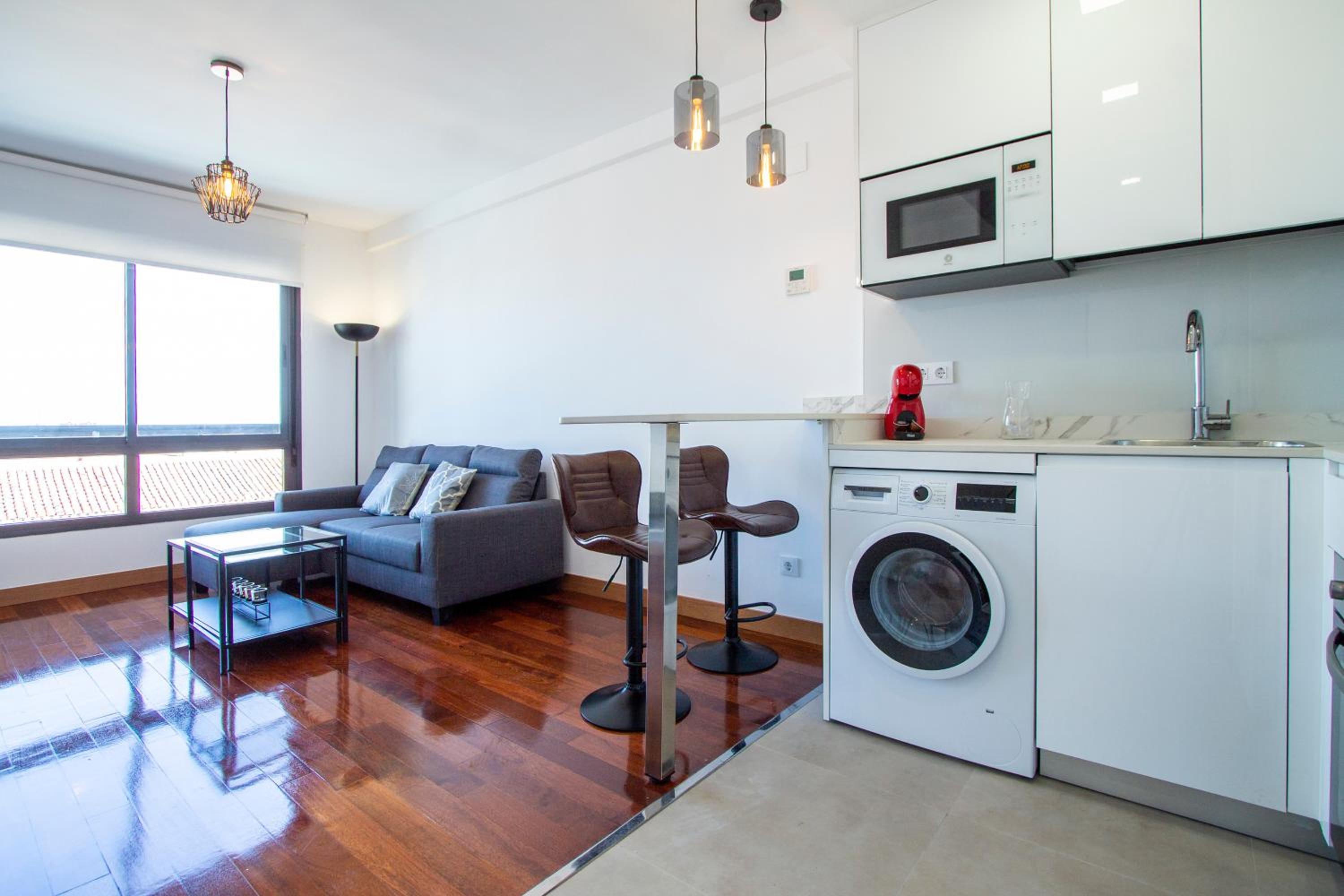 Apartamentos Castilla Luz Business