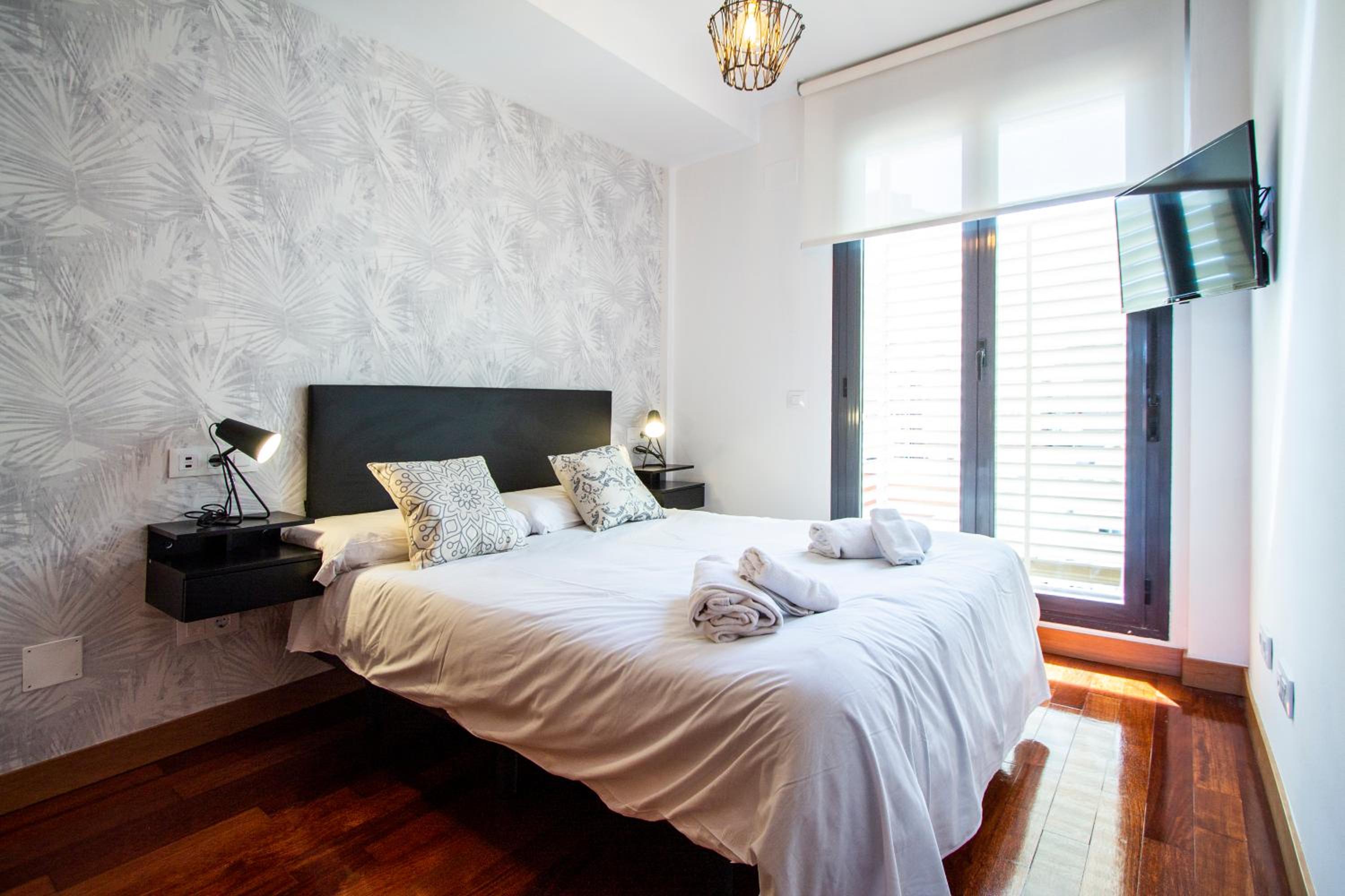 Apartamentos Castilla Luz Business