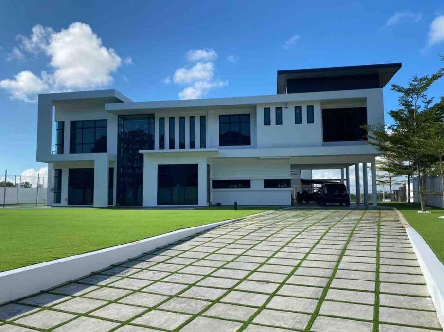 Seri Alam Y19 Luxury Spacious Villa photo 1