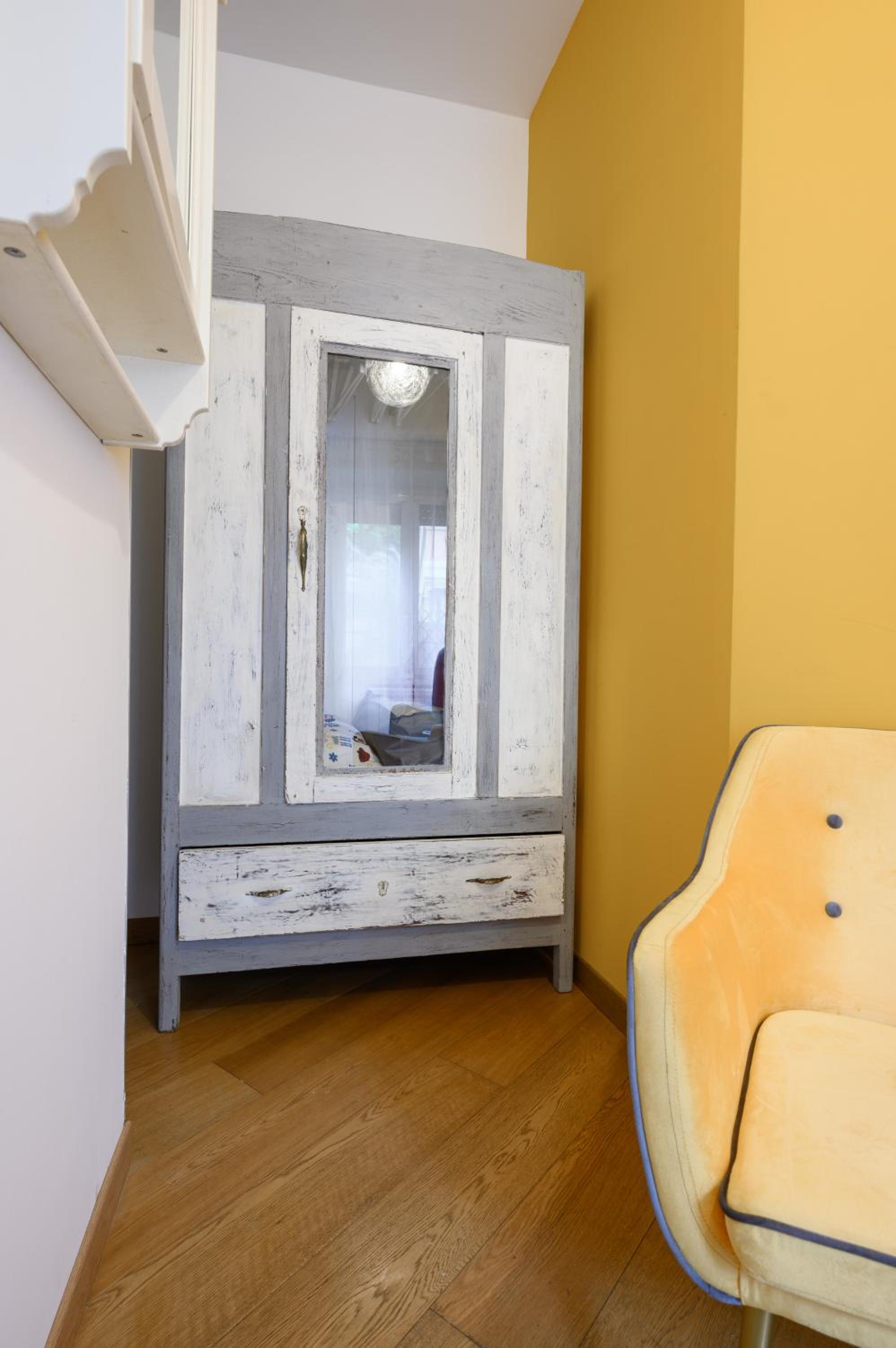 Studio via Nicola Fabrizi