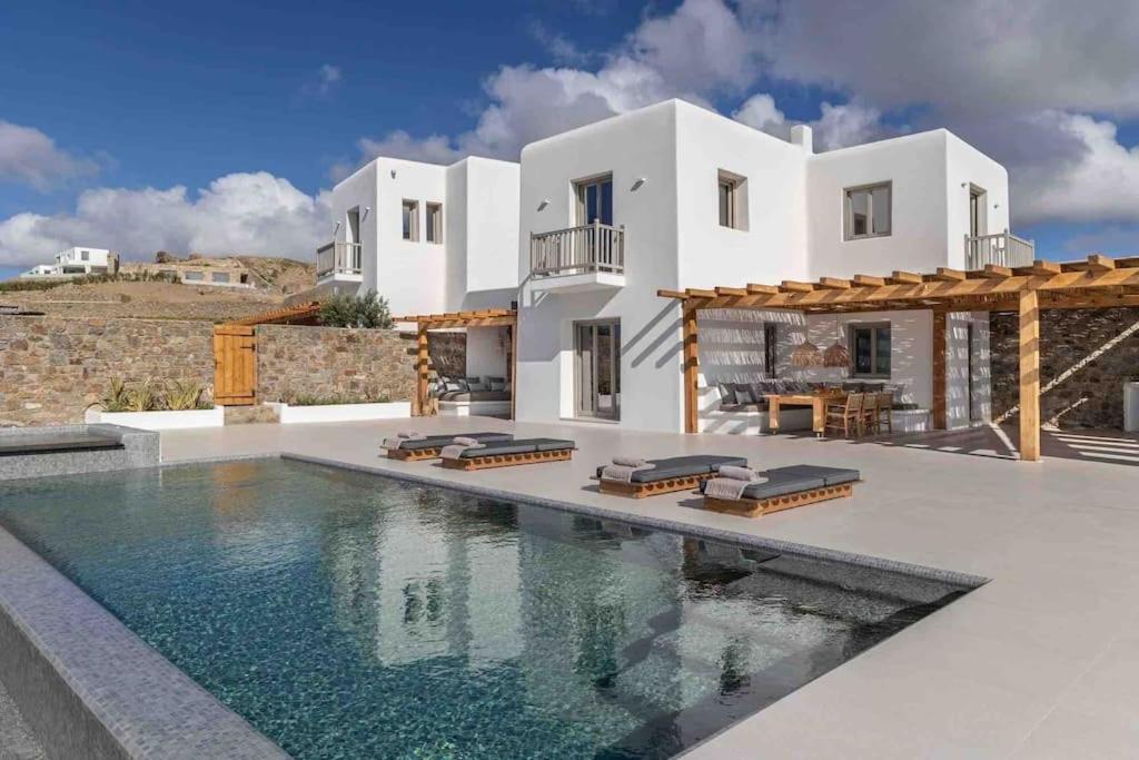 Villa Barbara, by Red Windmill Villas view 4