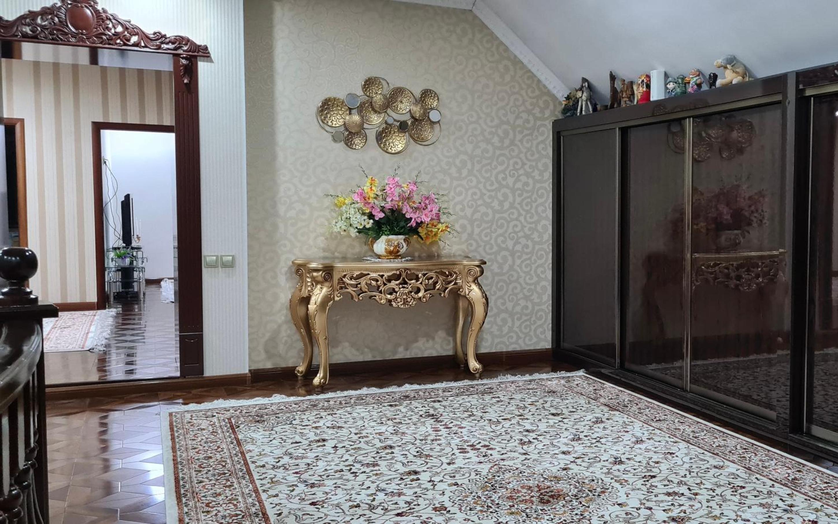 Sultan Saray view 4