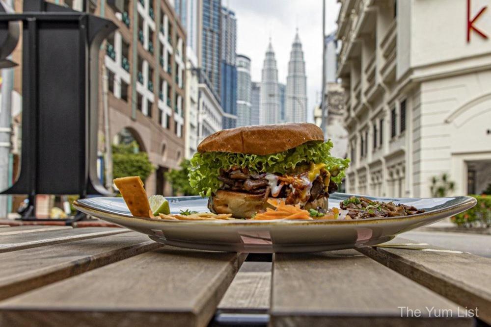 Anggun Platinum Suites