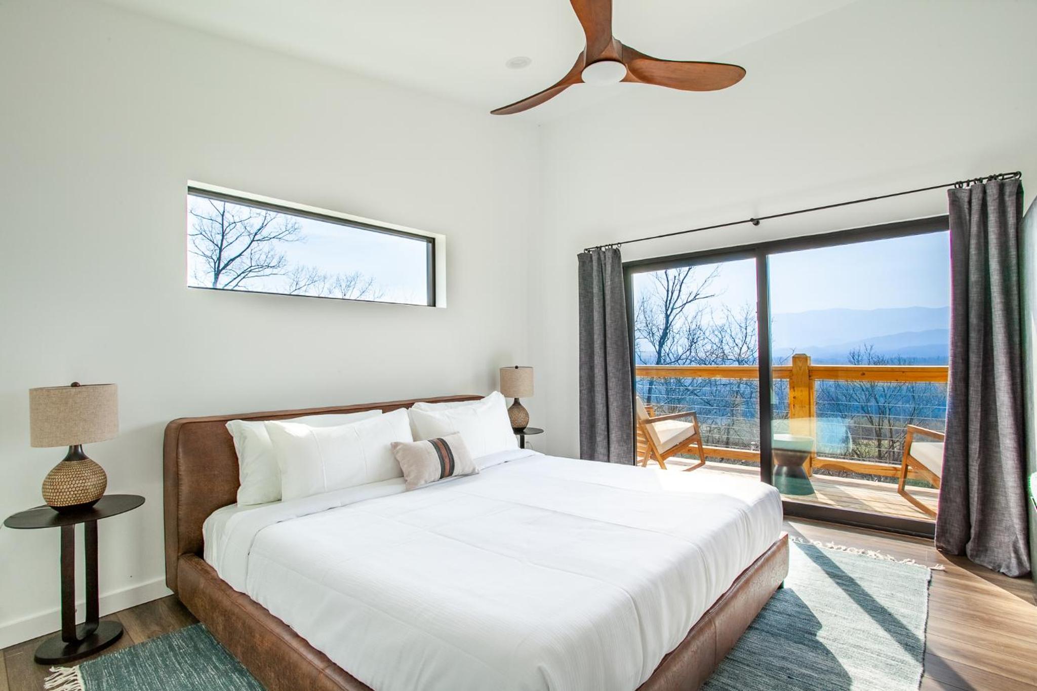 3 Pines Lodges Luxury Mountain View Hot Tub view 4