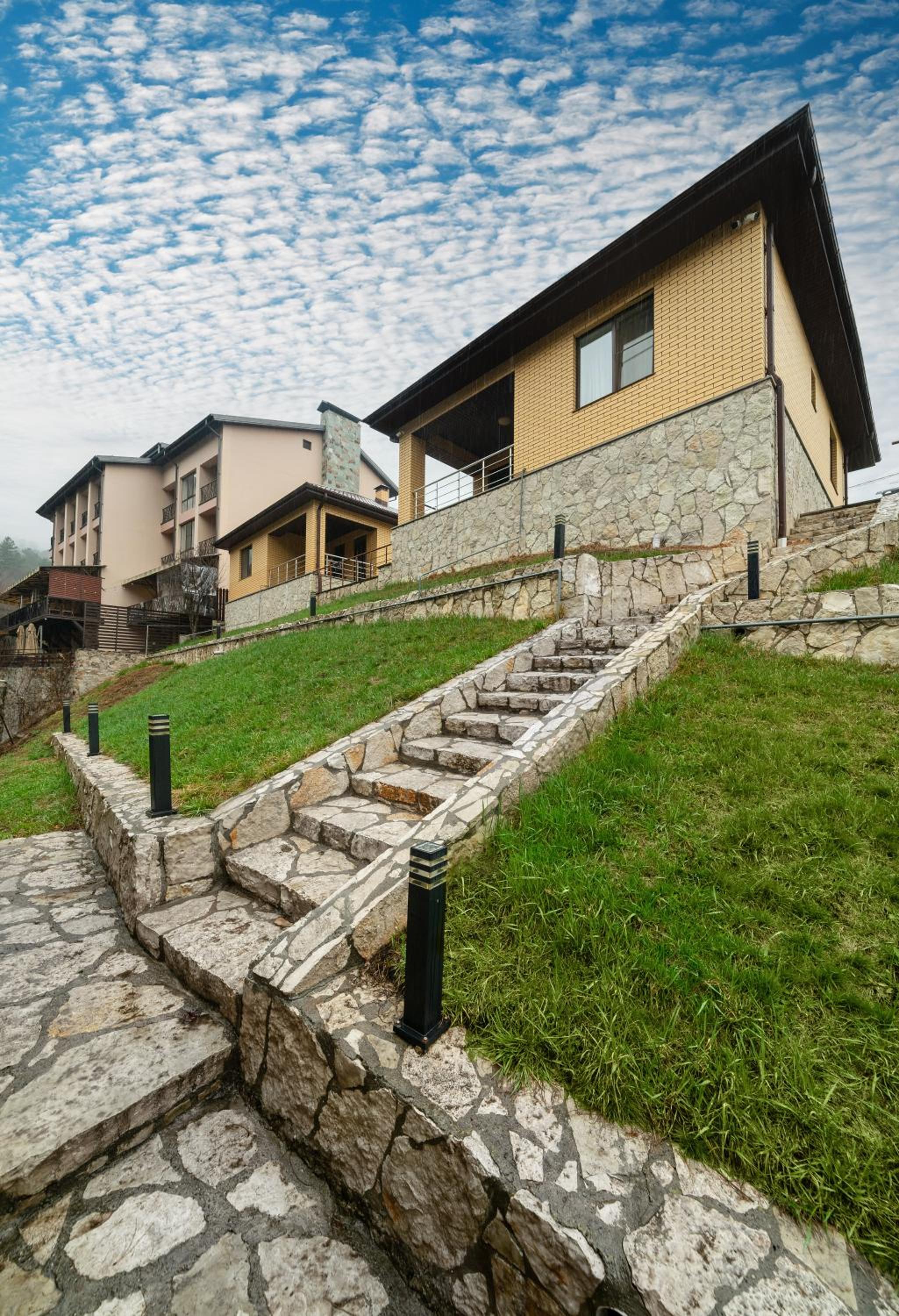 Aurora Villas