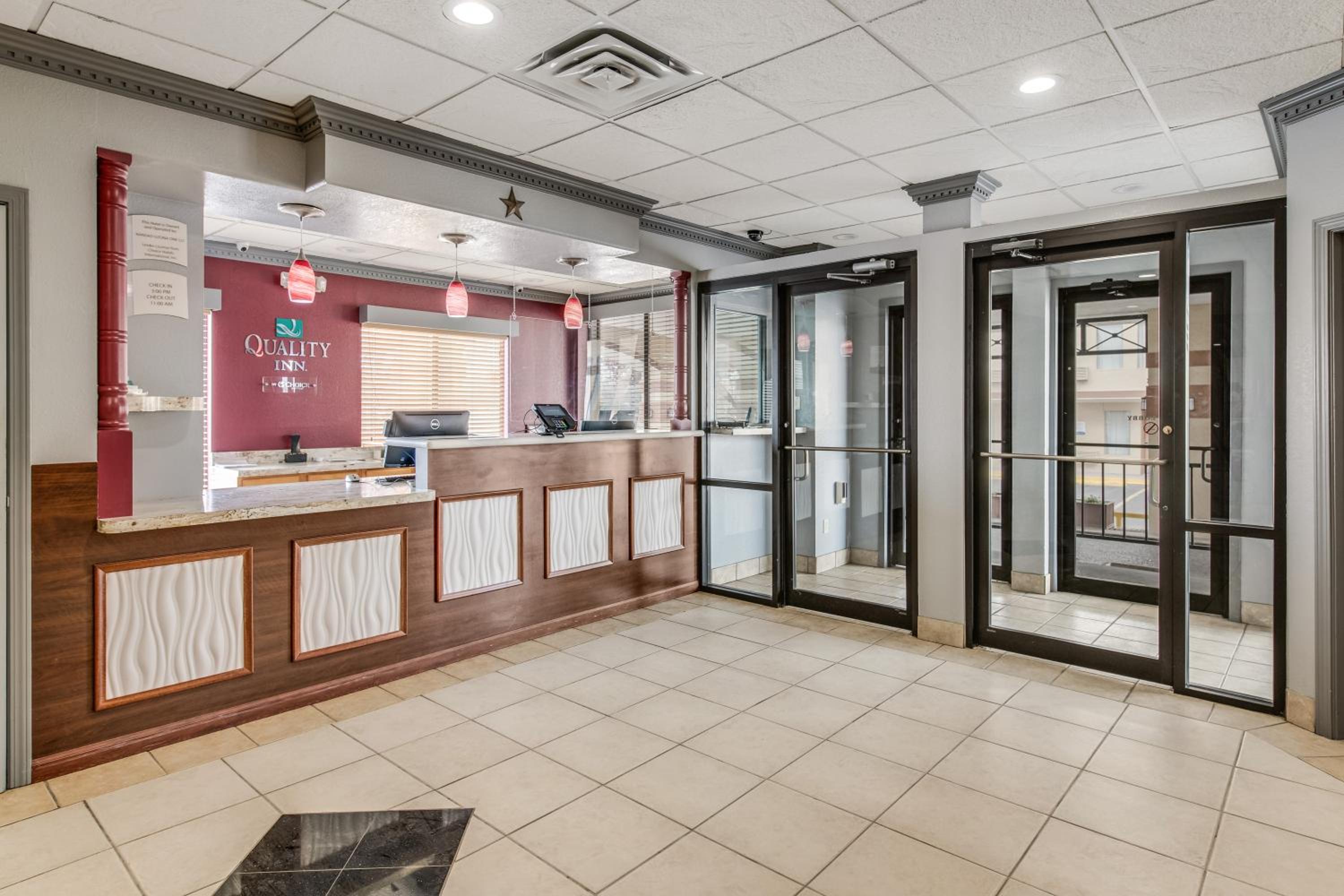 MainStay Suites Ozona I-10 view 5
