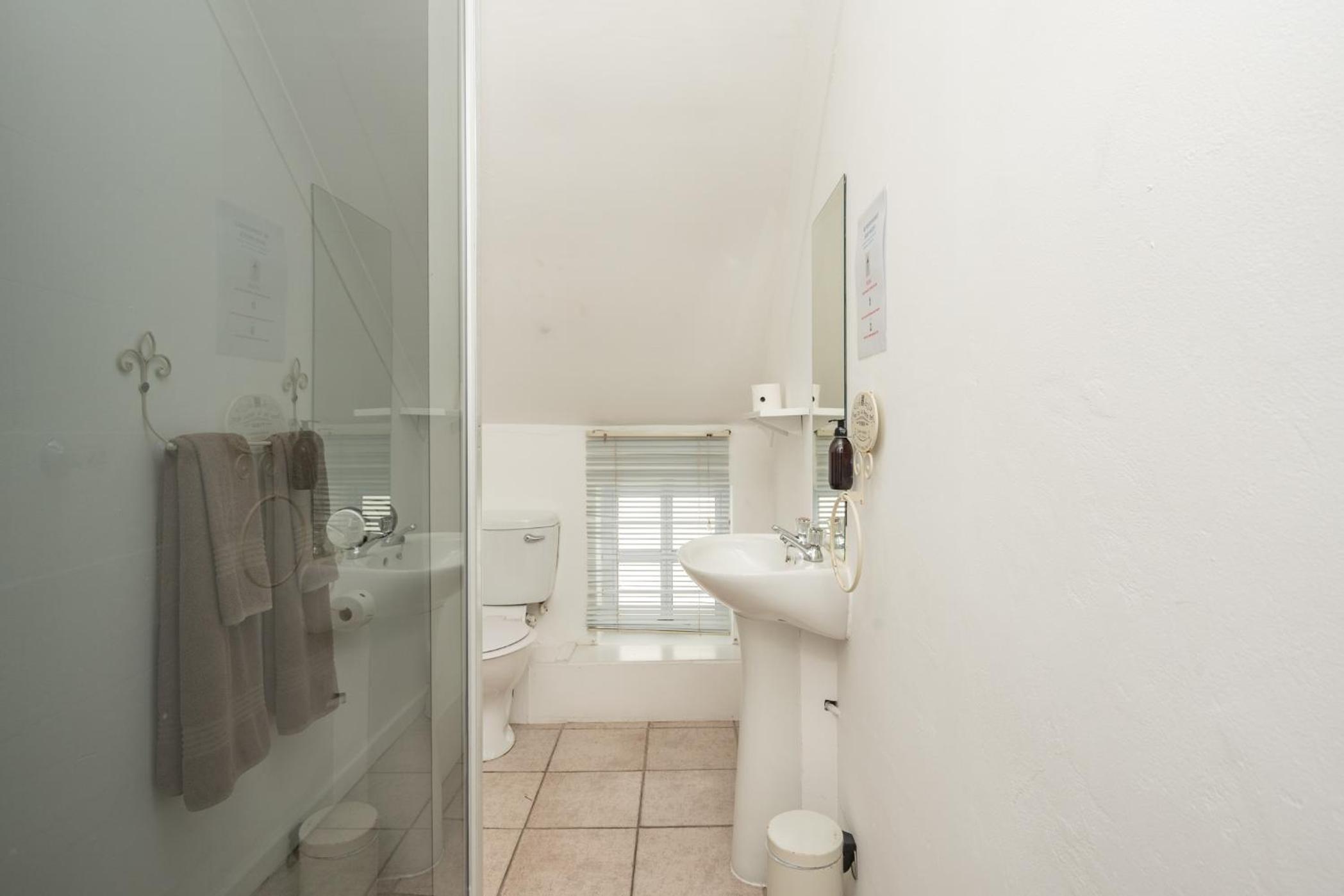 Millard Crescent Guest House