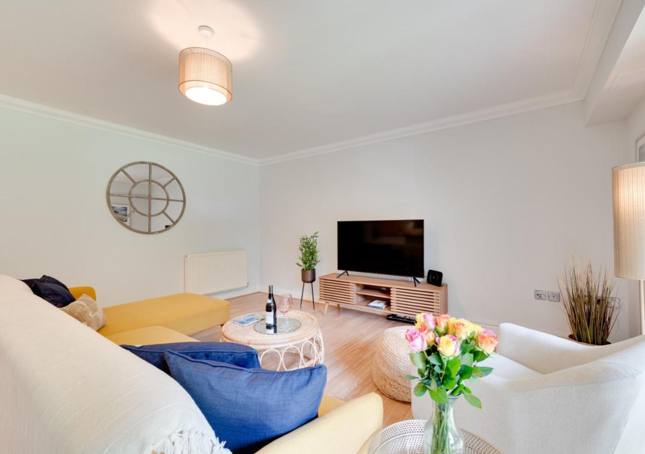 2 Bed in Carlyon Bay oc-crinni