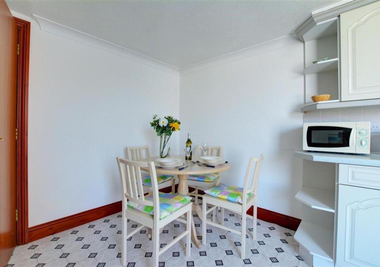 1 Bed in Fowey oc-cmoonr