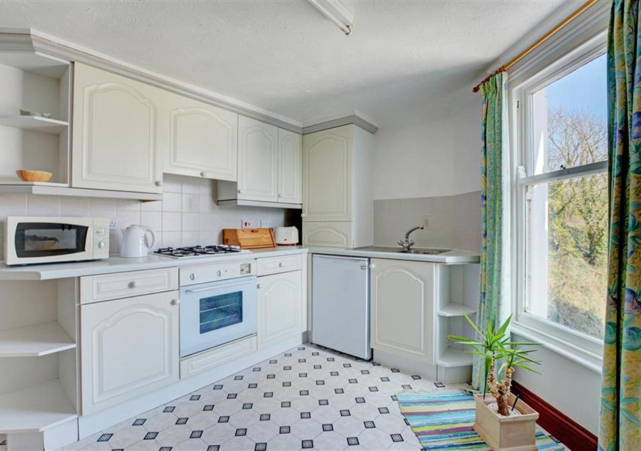 1 Bed in Fowey oc-cmoonr