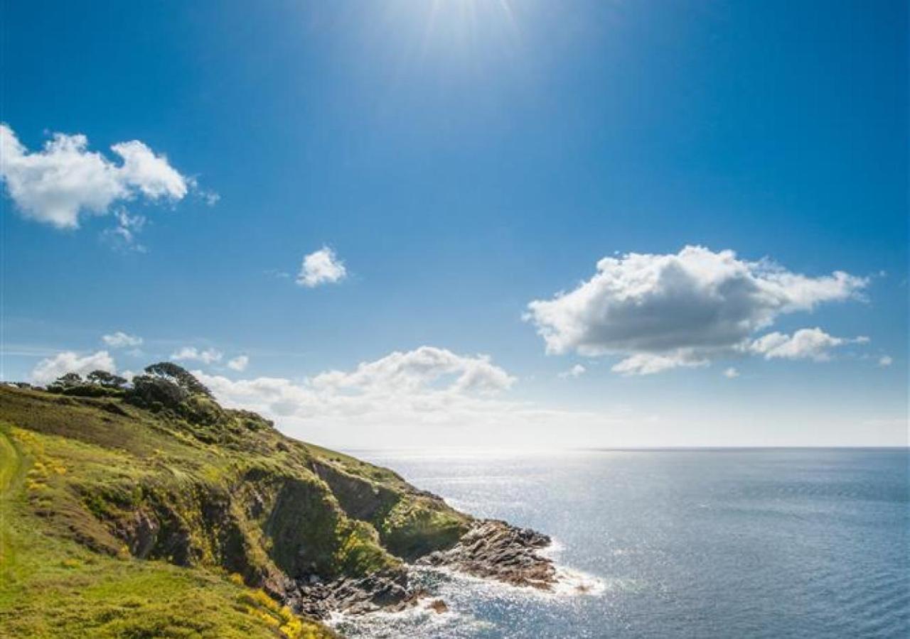 4 Bed in Fowey oc-cridg2 view 2