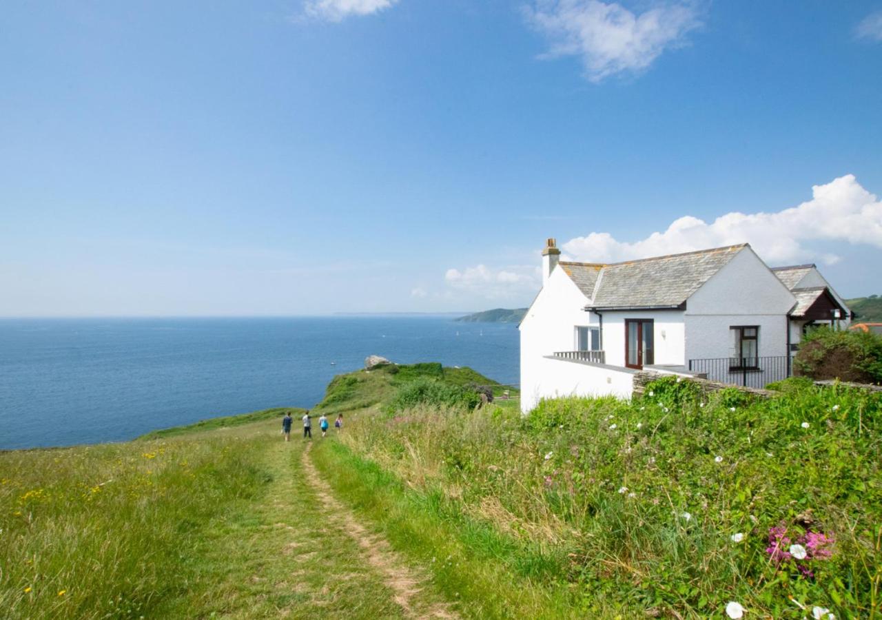 4 Bed in Fowey oc-cridg2 view 5