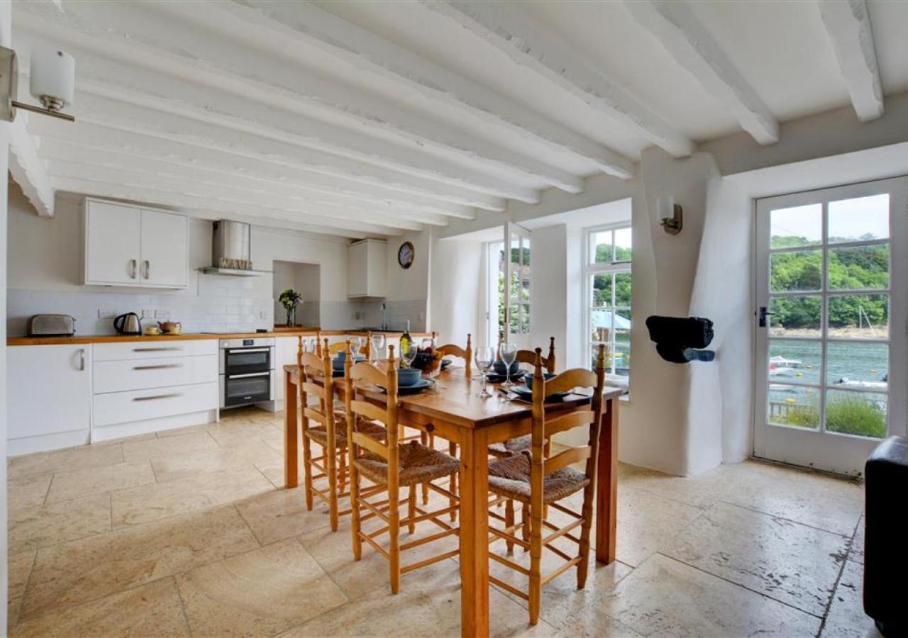 3 Bed in Fowey oc-cstepa