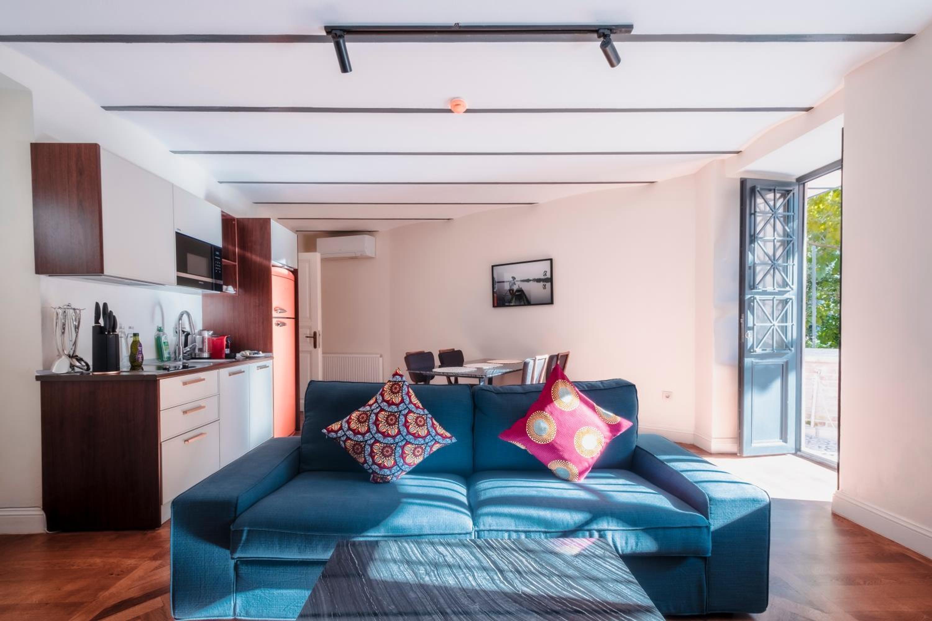 Homie Suites - Turna Residences in Cihangir