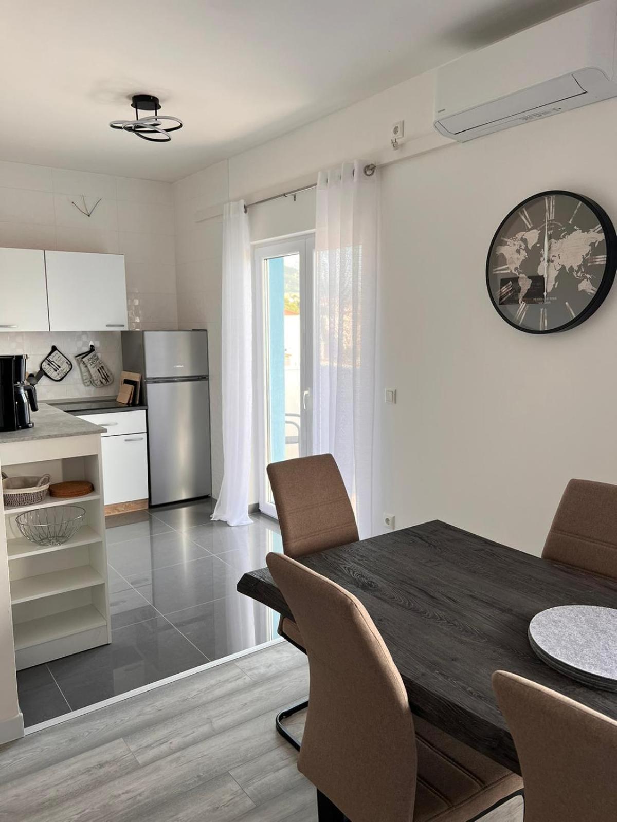 Apartment Lena