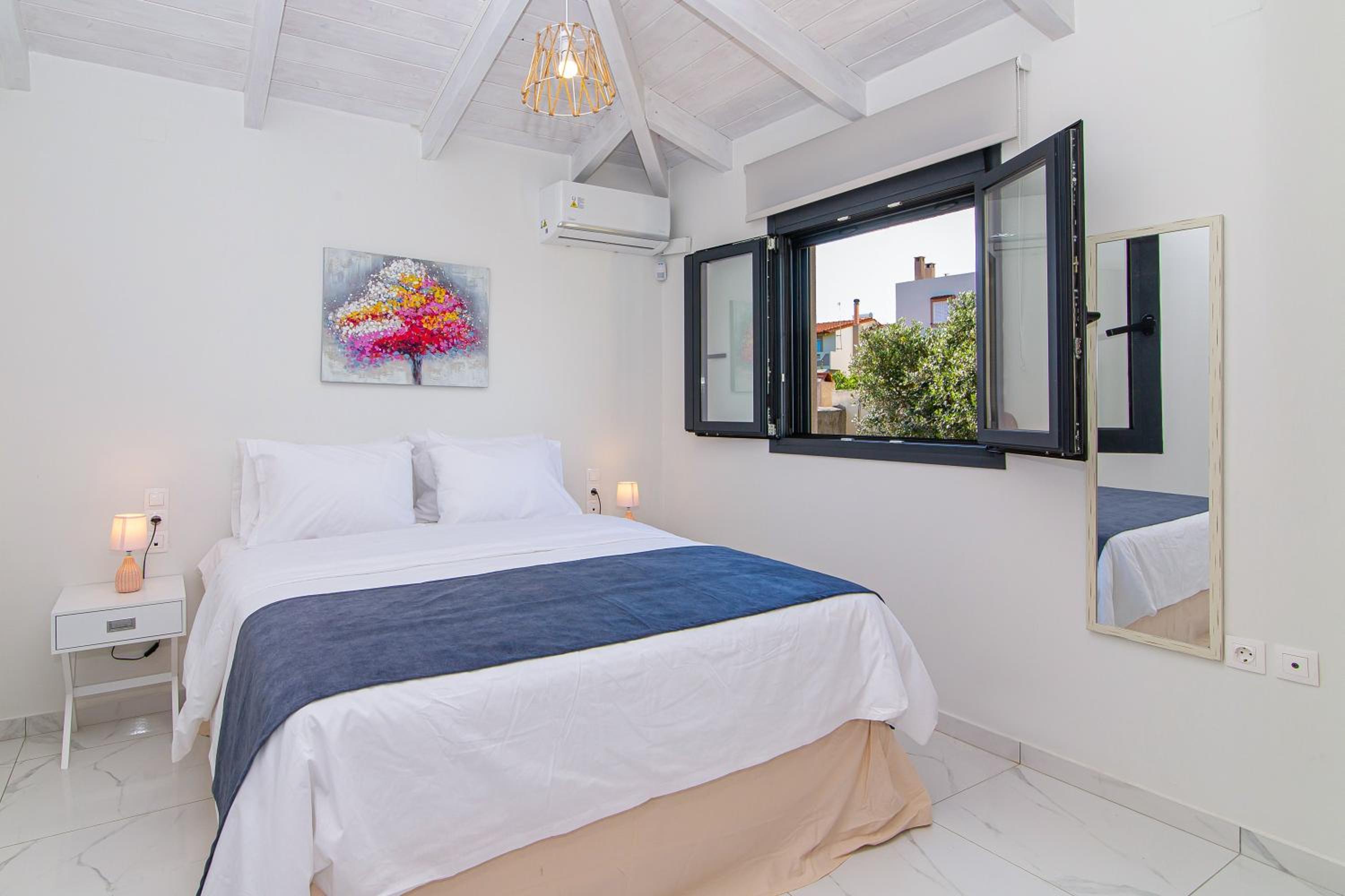 Joy Superior Apartment Sea View photo 2