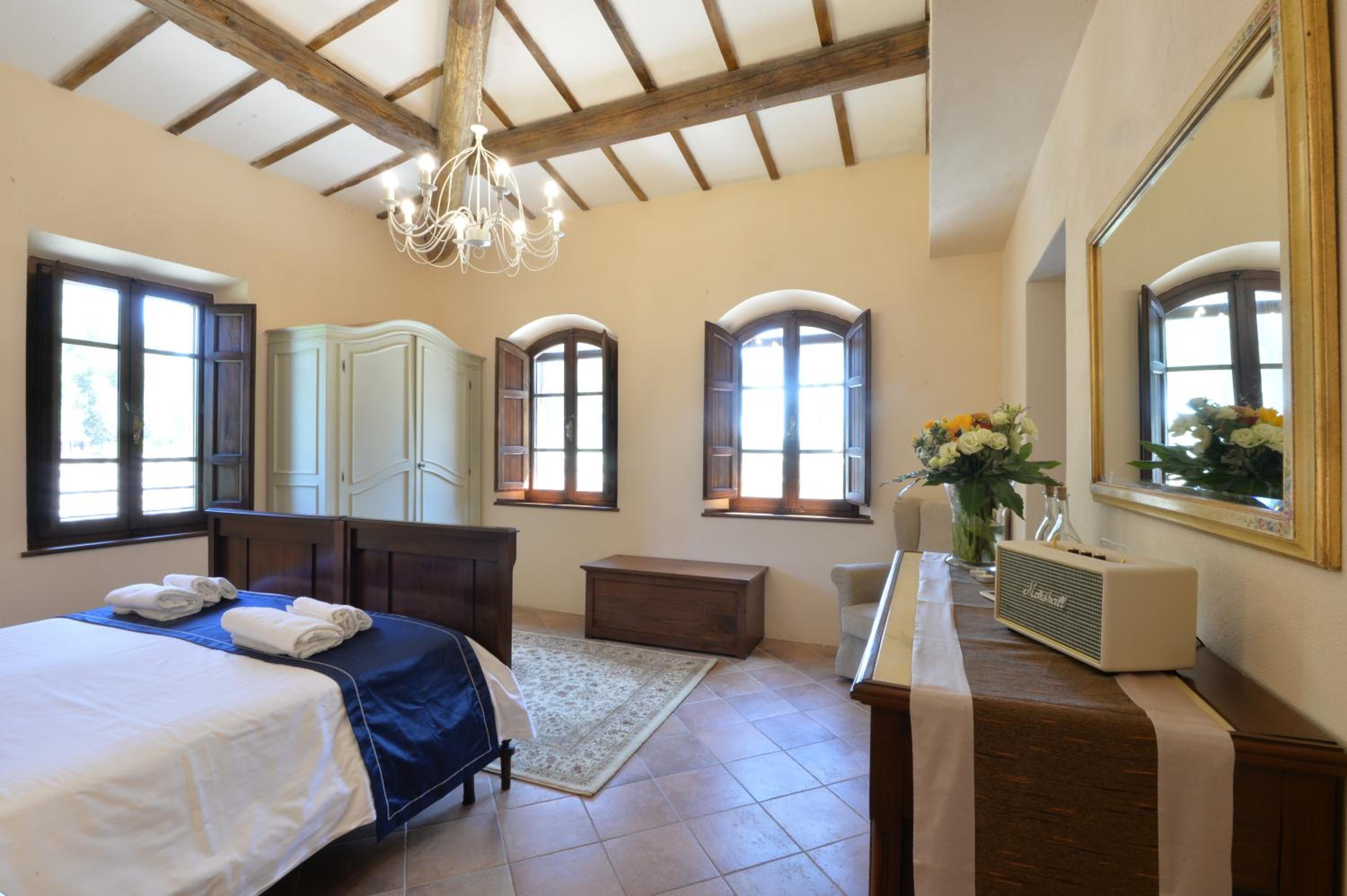 Villa Bella Cortona- Luxury Tuscan Villa view 5