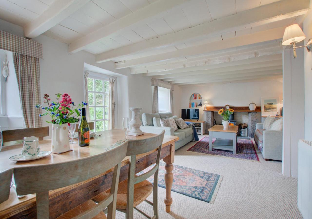 3 Bed in Helford oc-hcmimo
