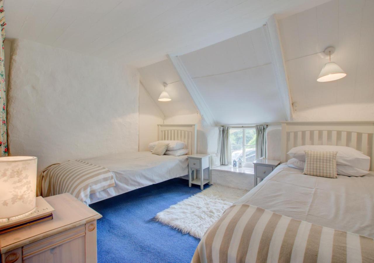 3 Bed in Helford oc-hcmimo