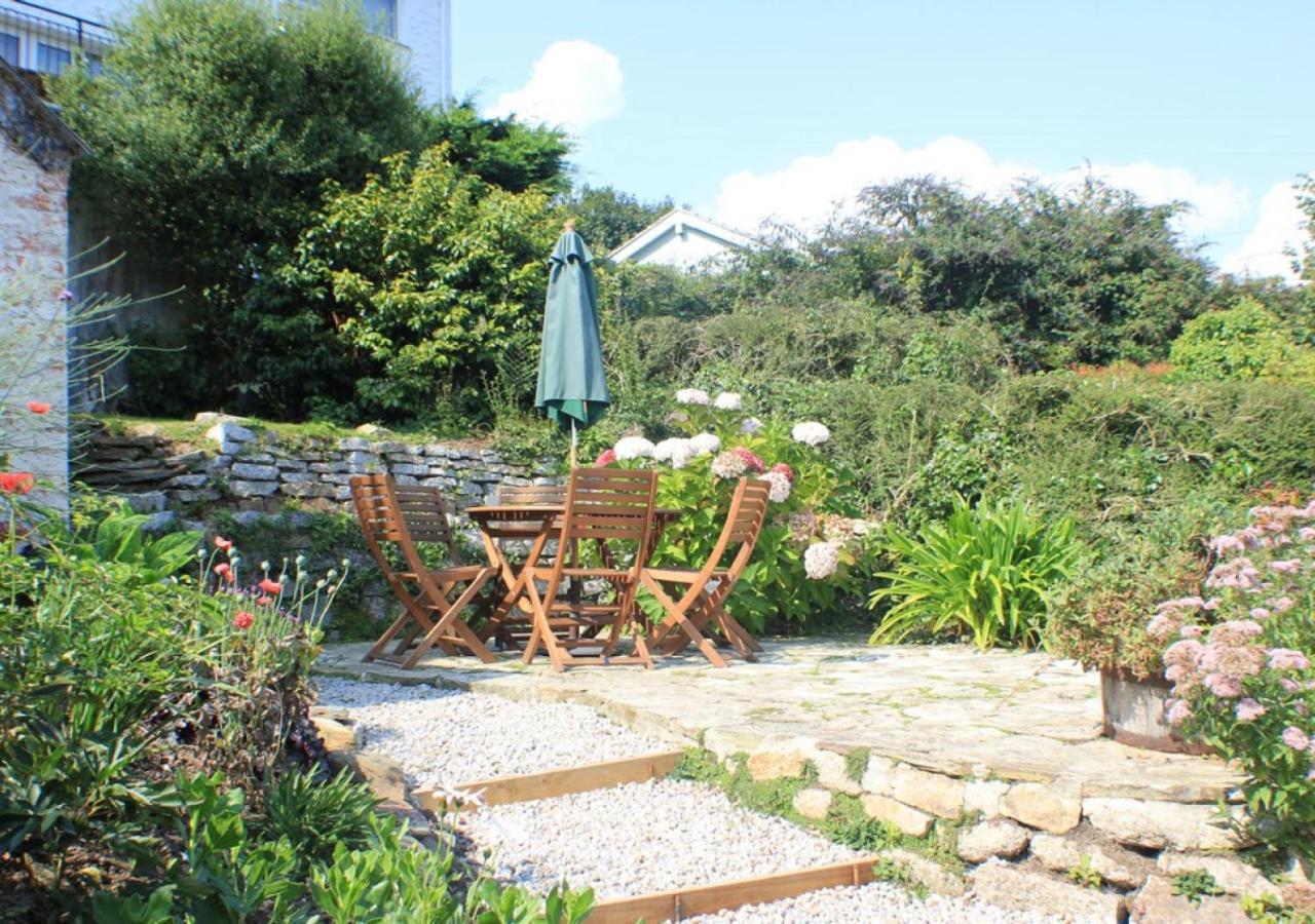 3 Bed in Helford oc-hcmimo