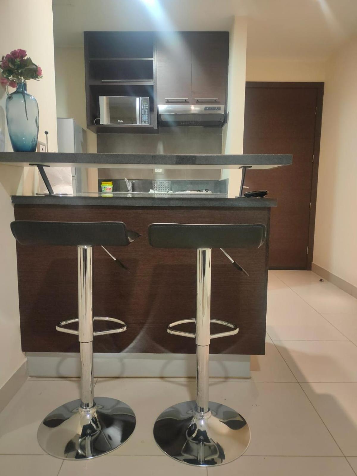 Con generador Suite elegante piscina gym en el norte Gye