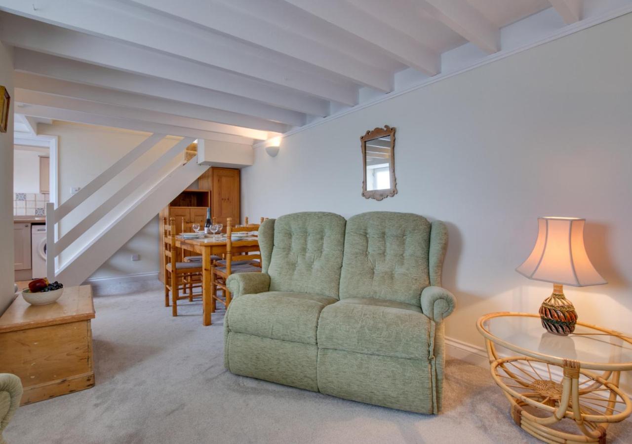 2 Bed in Porthleven oc-kelyna