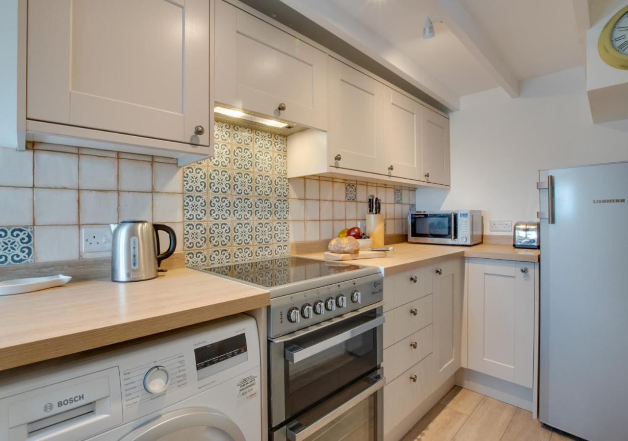 2 Bed in Porthleven oc-kelyna