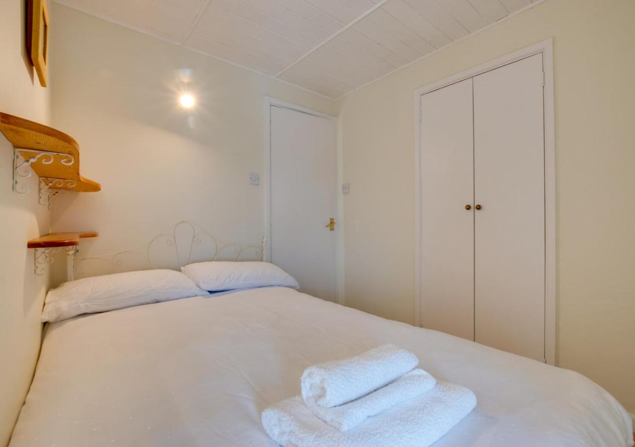2 Bed in Porthleven oc-kelyna