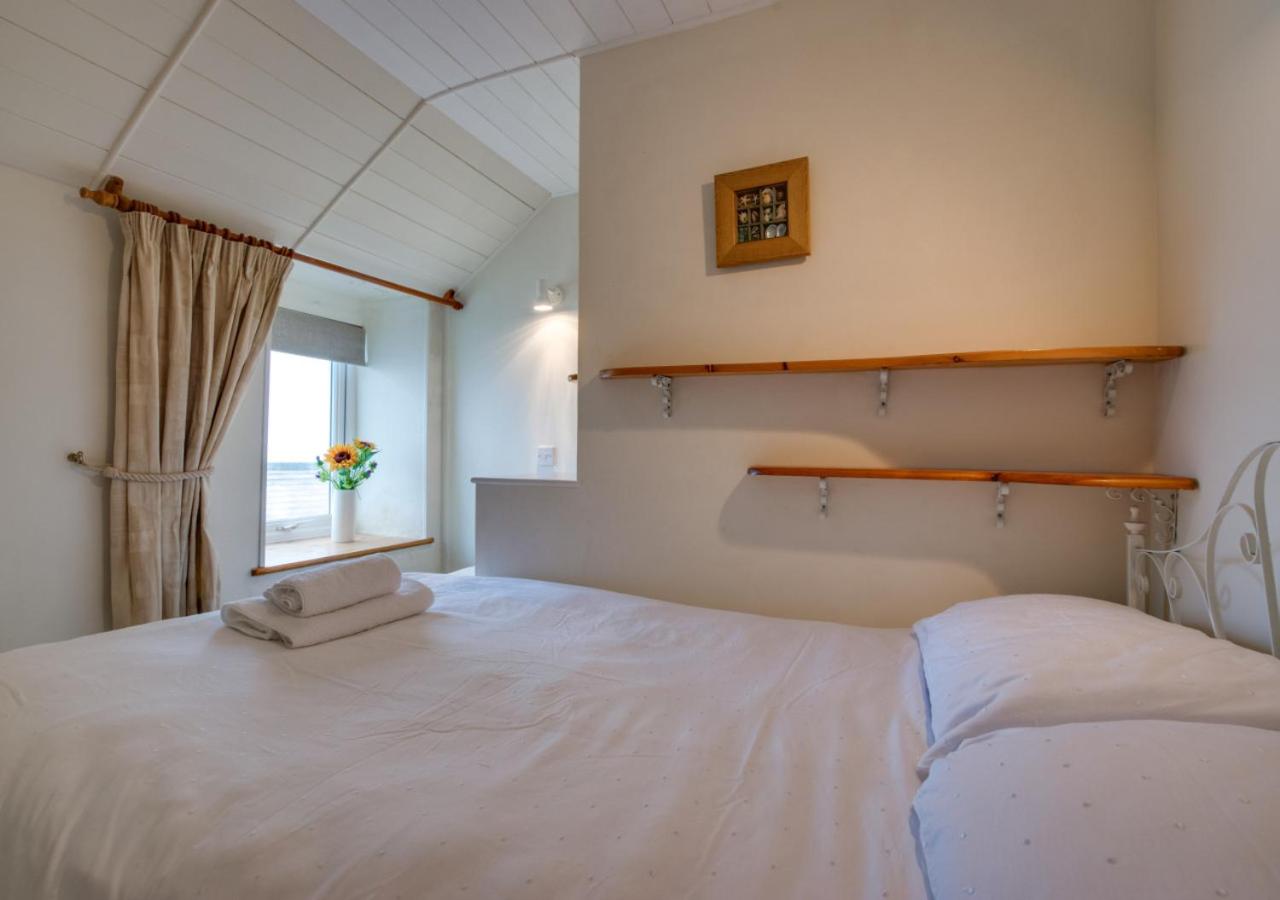 2 Bed in Porthleven oc-kelyna