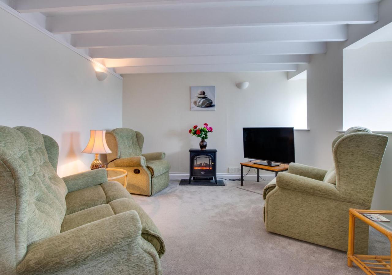 2 Bed in Porthleven oc-kelyna