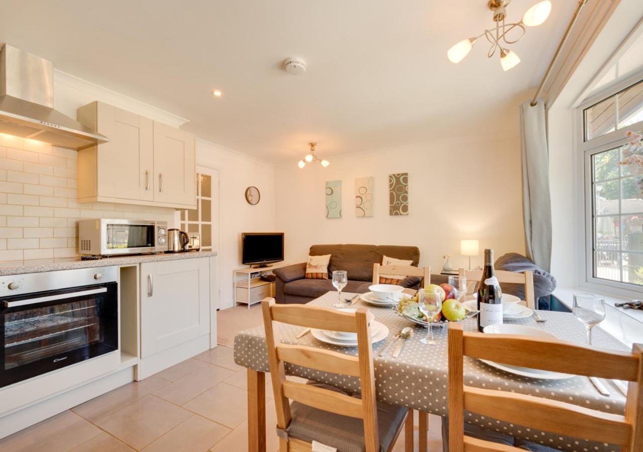 2 Bed in Looe oc-l10077 view 4