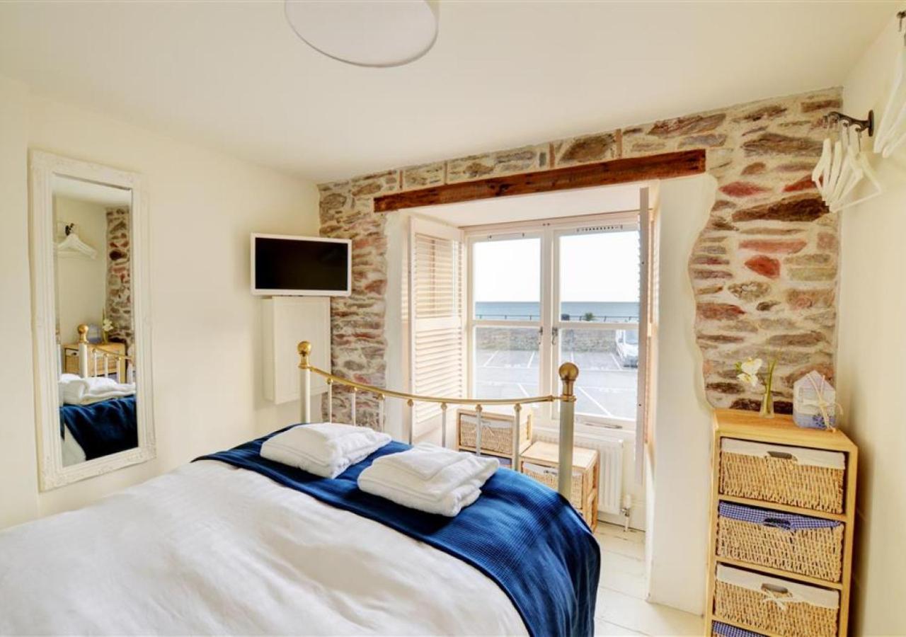 2 Bed in Looe oc-l10094 view 3