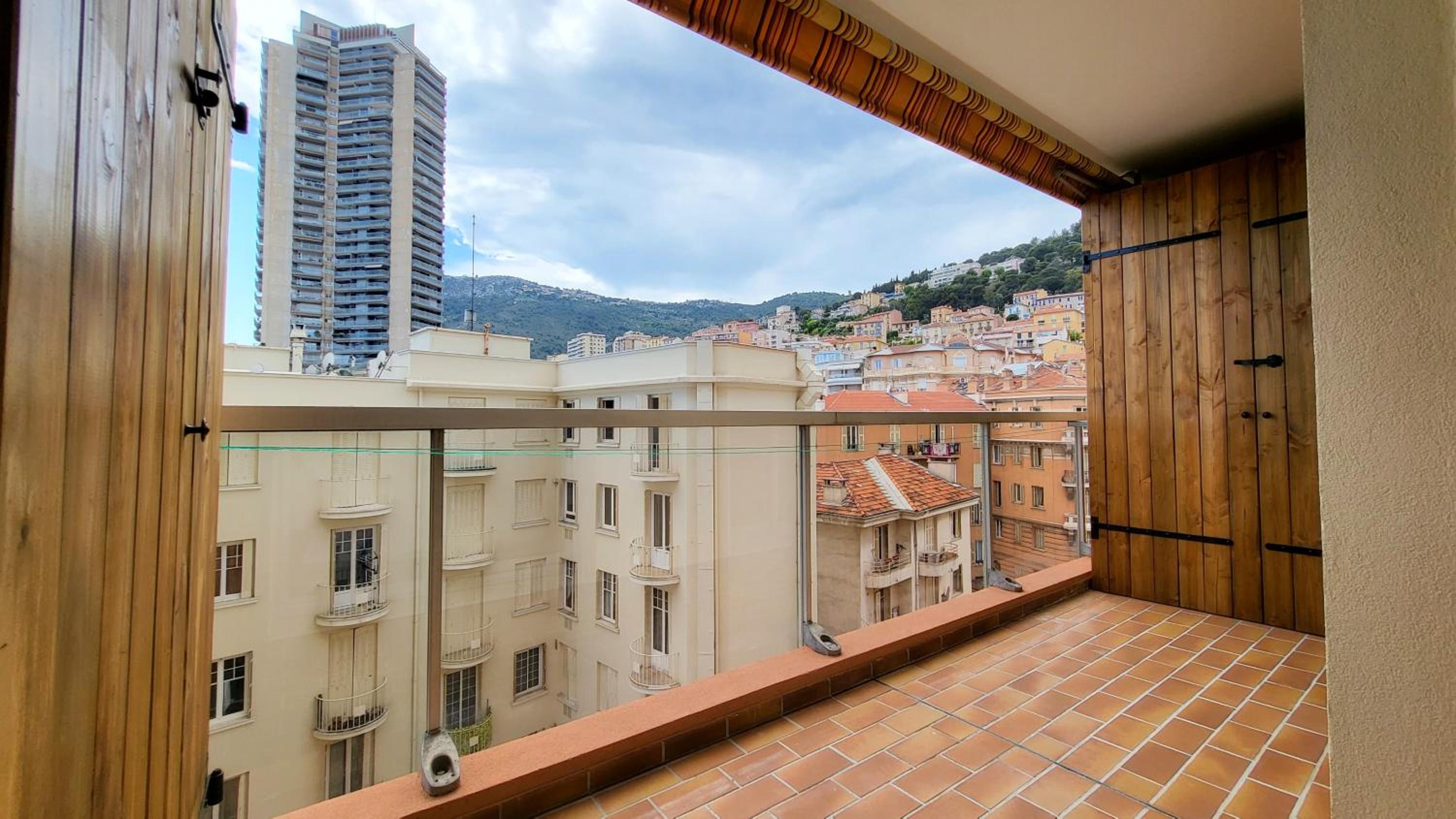 Balcony & Terrace