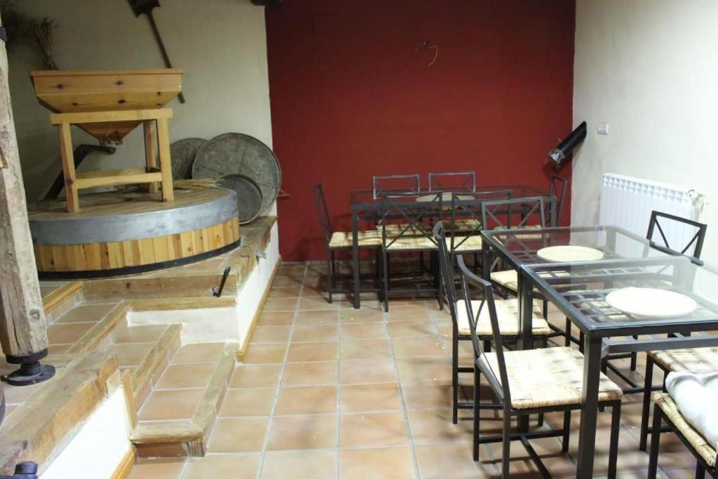 EL MOLINO De Villel view 3