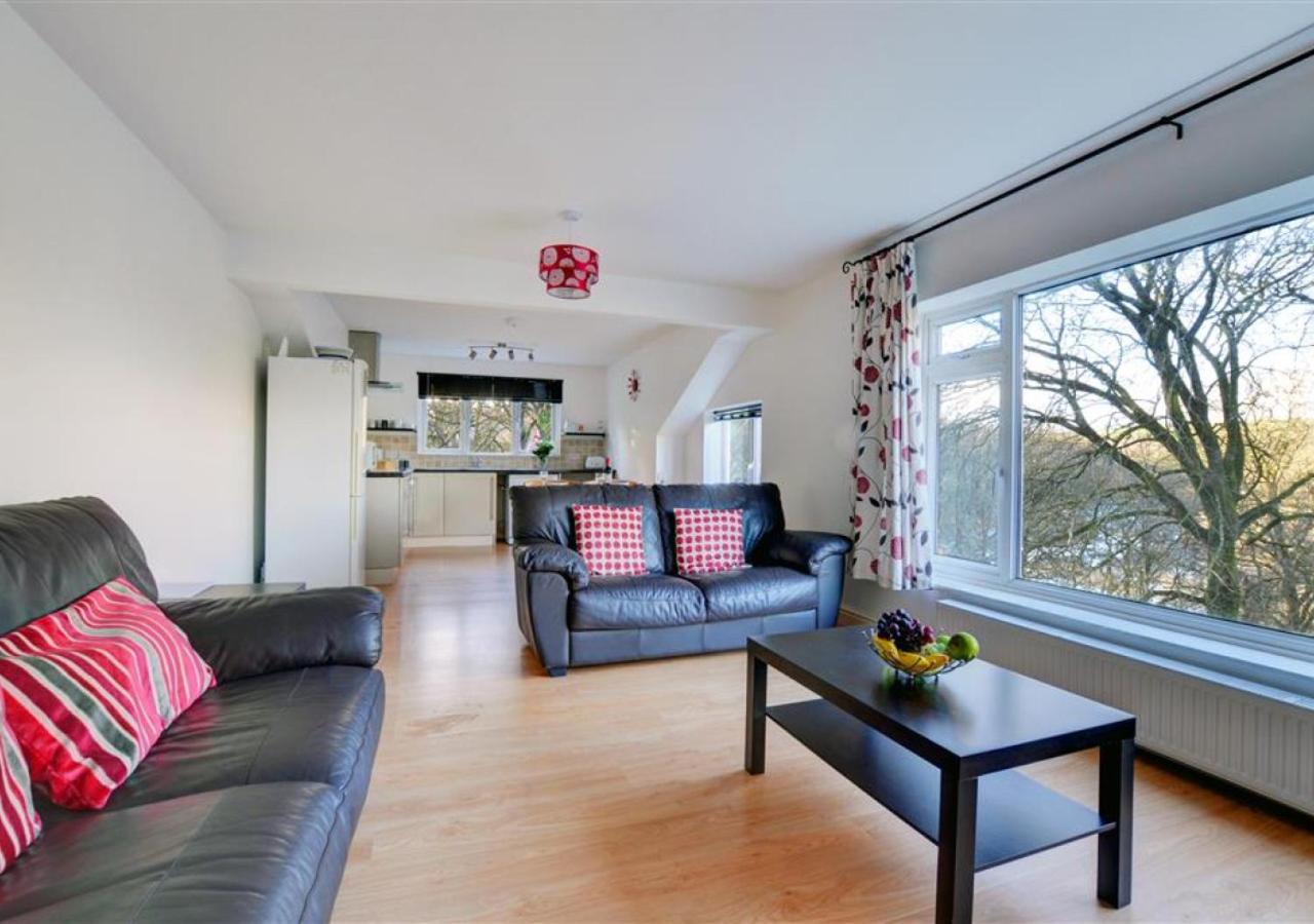 Looe Vacations - High Tide - Property Image 1