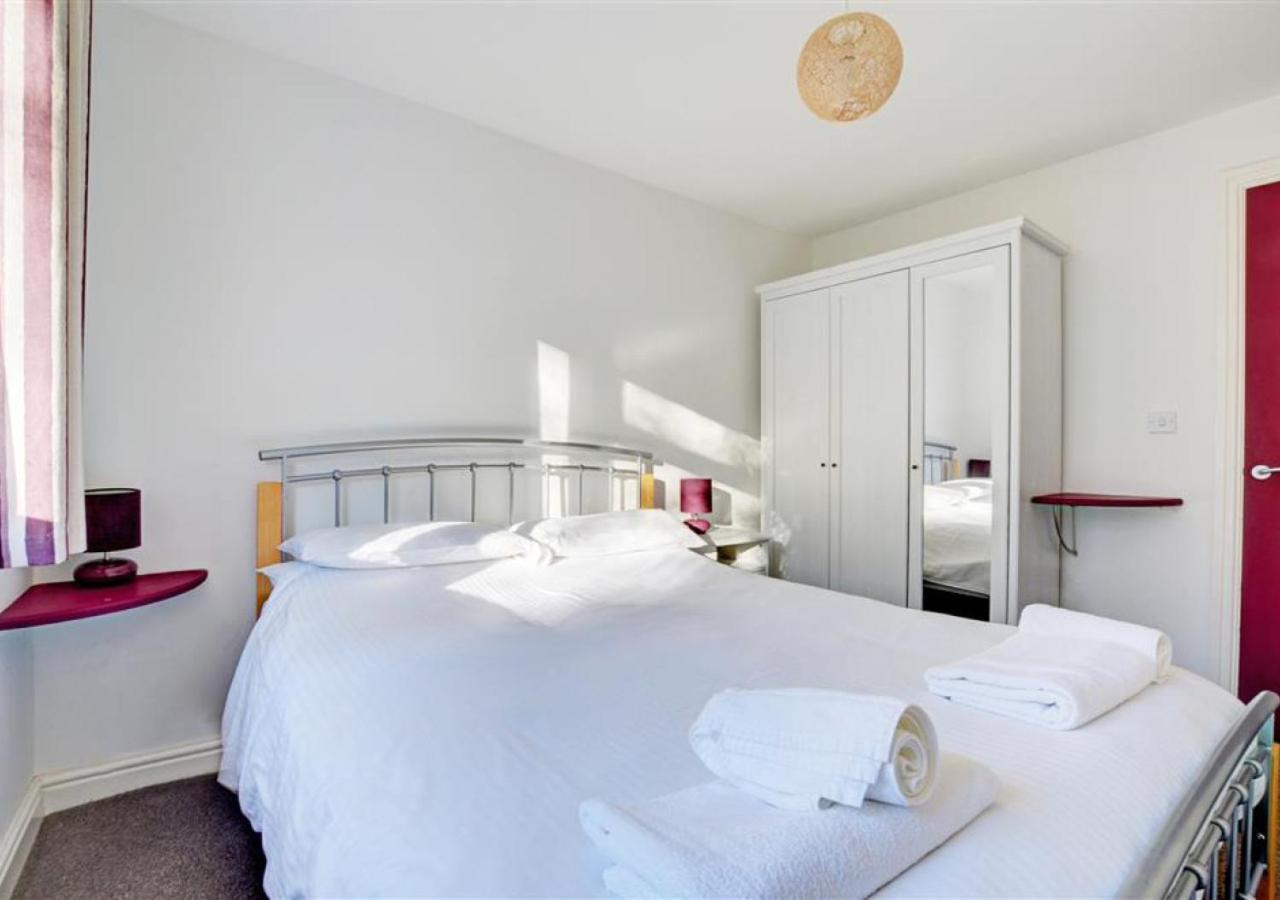 Looe Vacations - High Tide - Property Image 6